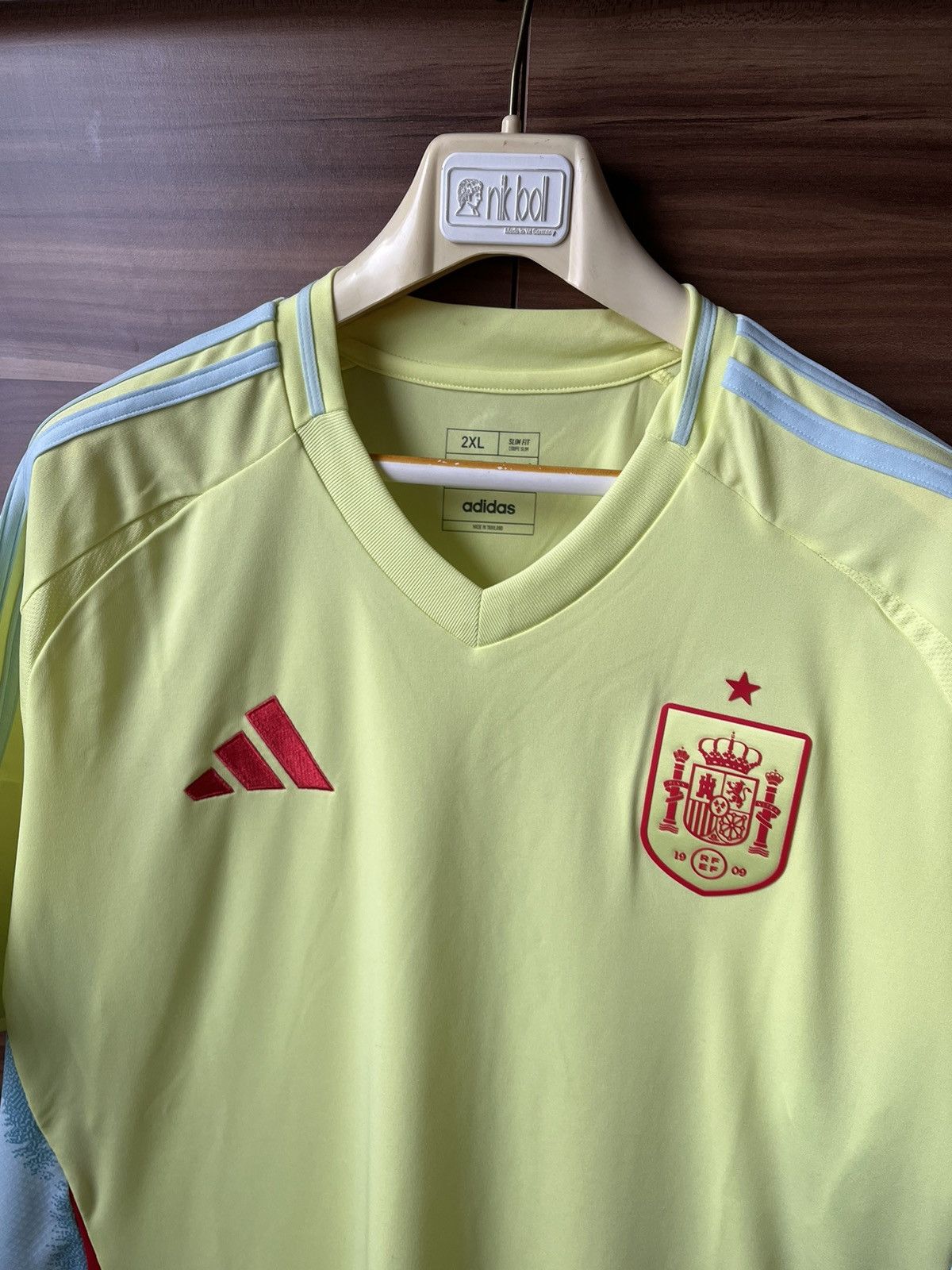 Adidas Adidas Spain Football Jersey Away 2024/2025 Size US XXL / EU 58 / 5 - 2 Thumbnail