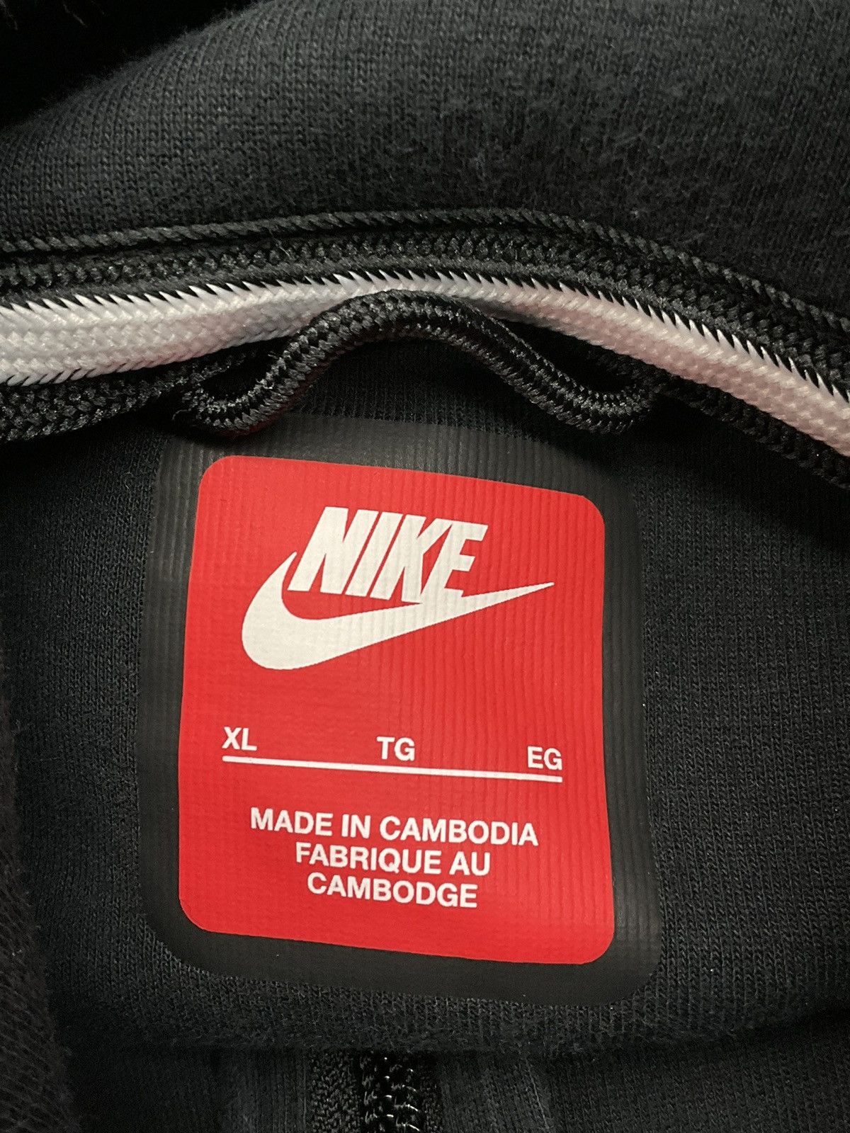 Nike Nike Men's Tech Fleece Windrunner Full-Zip Black Hoodie Size US XL / EU 56 / 4 - 2 Thumbnail