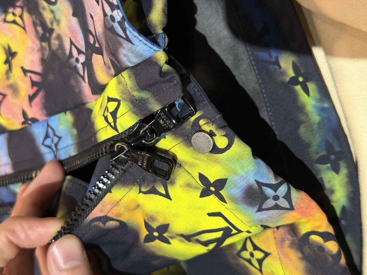 Louis Vuitton Louis Vuitton Monogram Reversible Windbreaker $3300 (48) Size US L / EU 52-54 / 3 - 19 Thumbnail