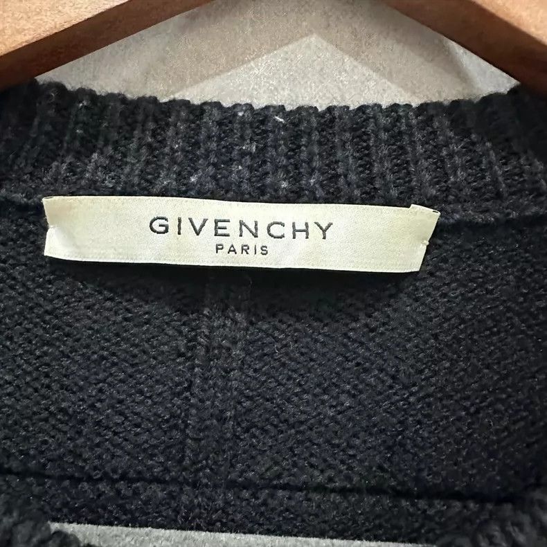 Givenchy Givenchy Classic letter logo wool sweater Size US XS / EU 42 / 0 - 4 Thumbnail