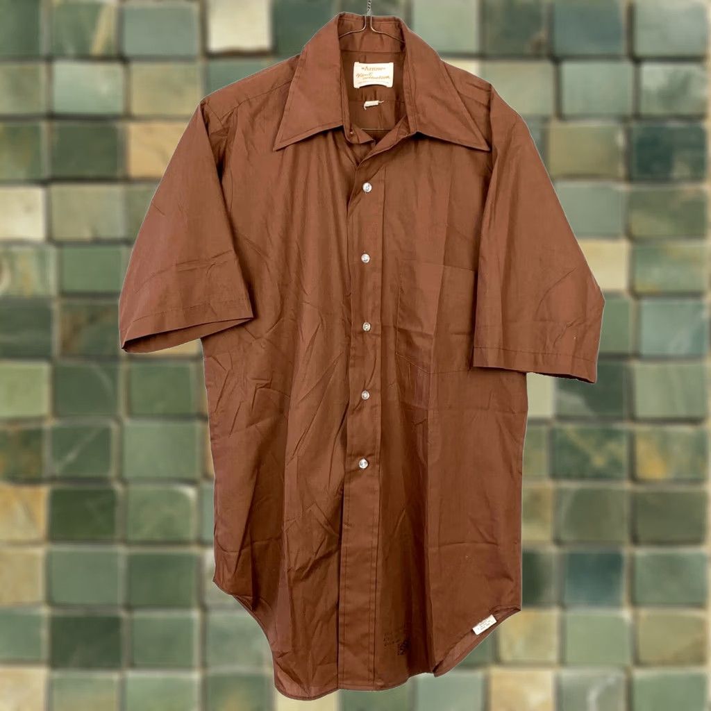 Vintage VINTAGE Arrow Kent Collection Brown Disco Short Sleeve Button Up Shirt 15 Size US M / EU 48-50 / 2 - 1 Thumbnail