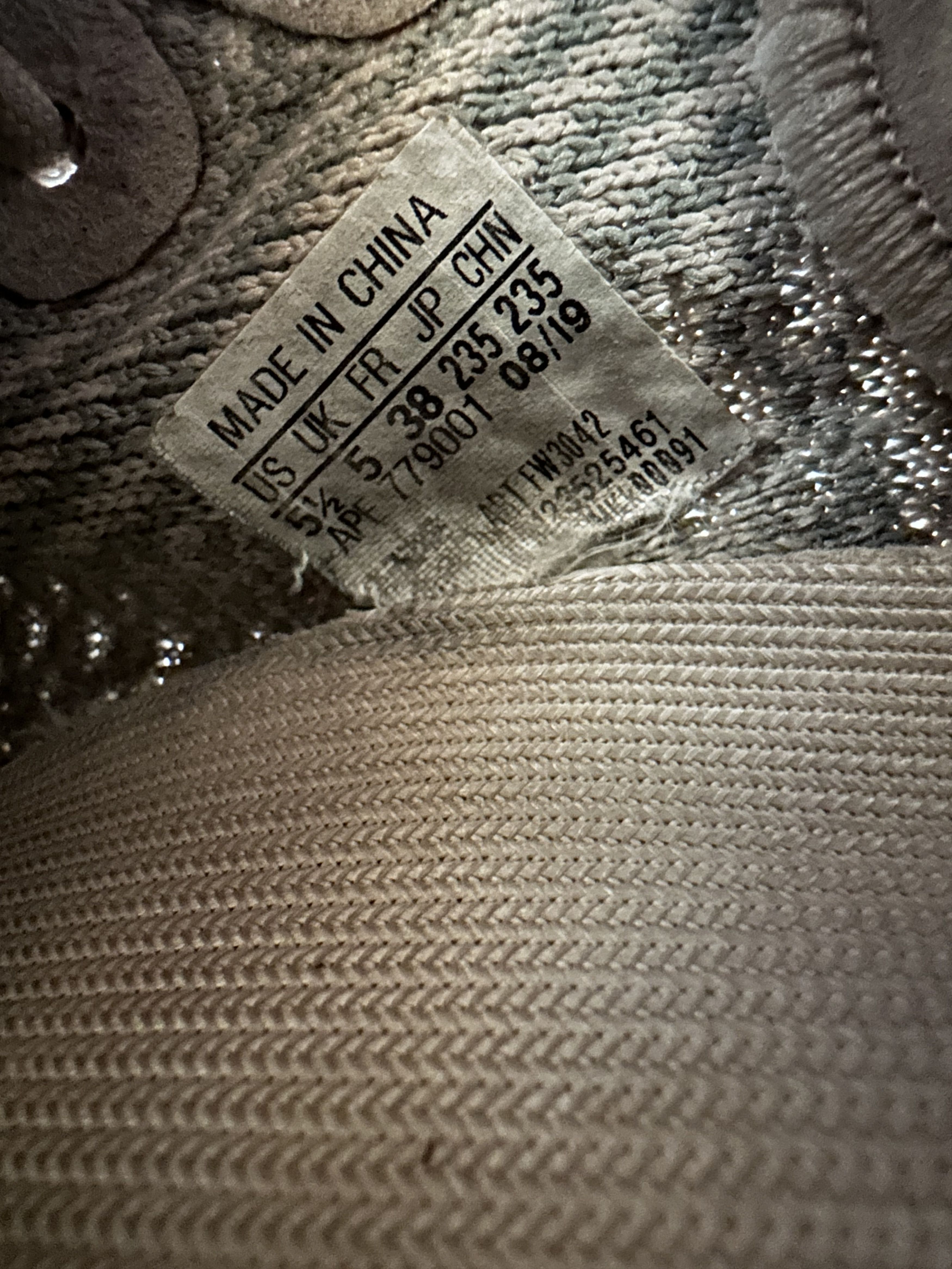 Adidas Adidas Yeezy Boost 350 V2 FW3042 Non-Reflective Size US 5,5 Size US 5.5 / EU 38 - 13 Thumbnail