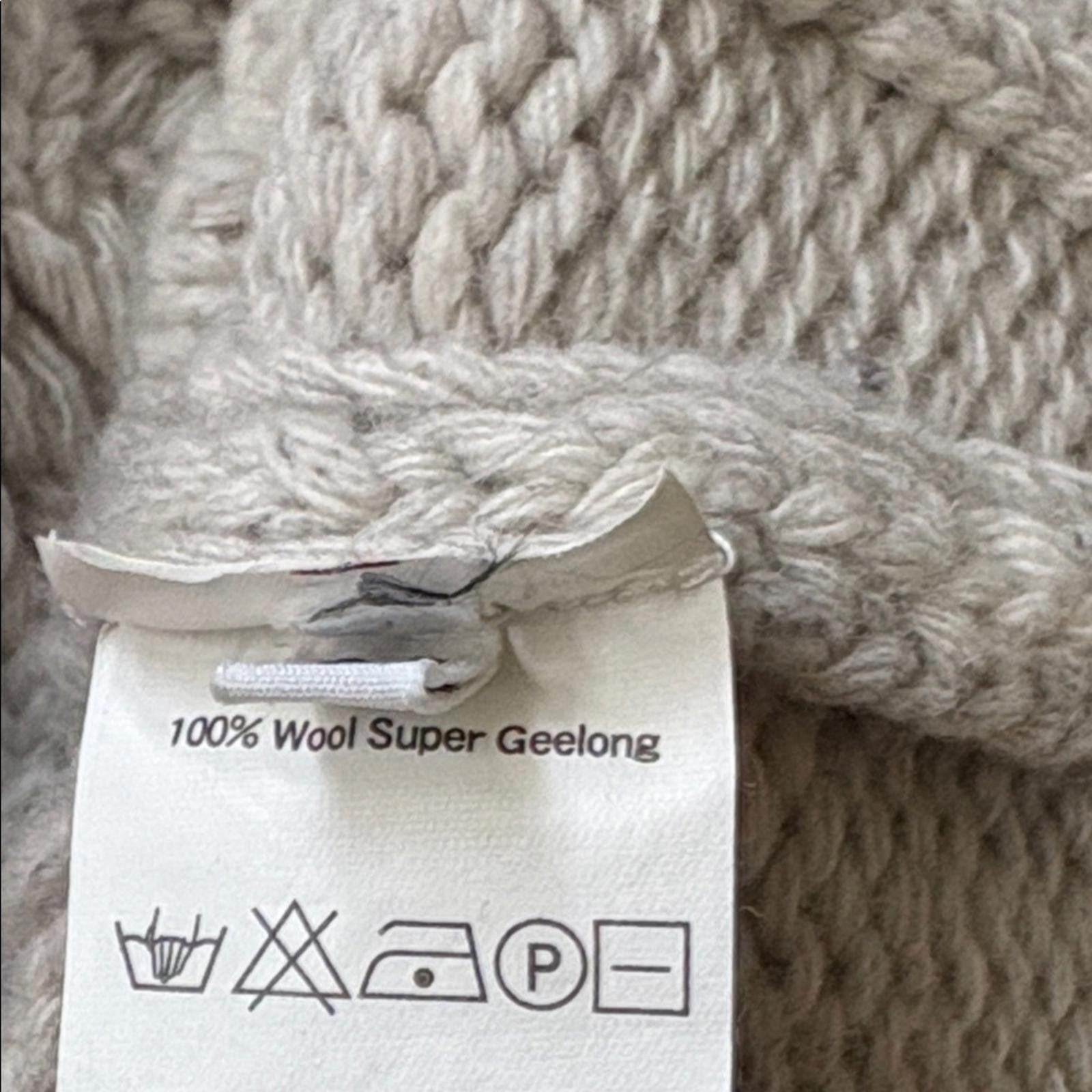SOFIE D'HOORE SOFIE D’HOORE Luxury Super Geelong Wool Cable Knit Cardigan Size S / US 4 / IT 40 - 10 Thumbnail