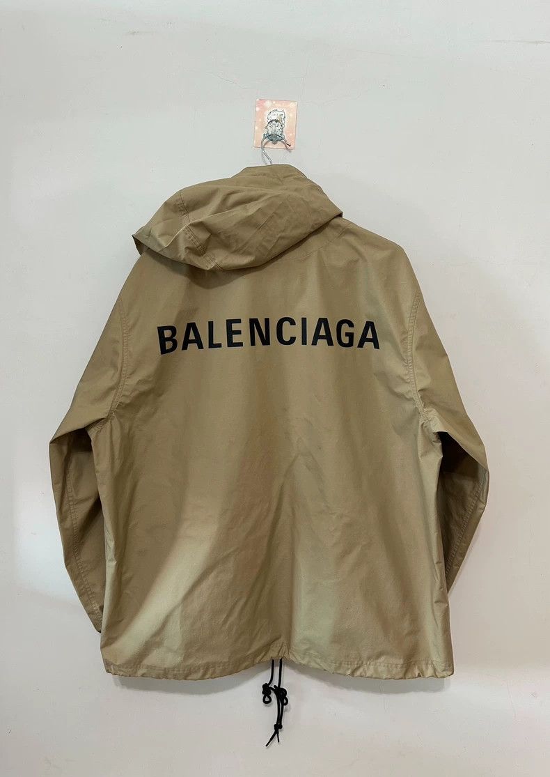 Balenciaga Balenciaga Hooded jacket 2505-Nextarrow Size XXS / US 00 / IT 34 - 1 Thumbnail