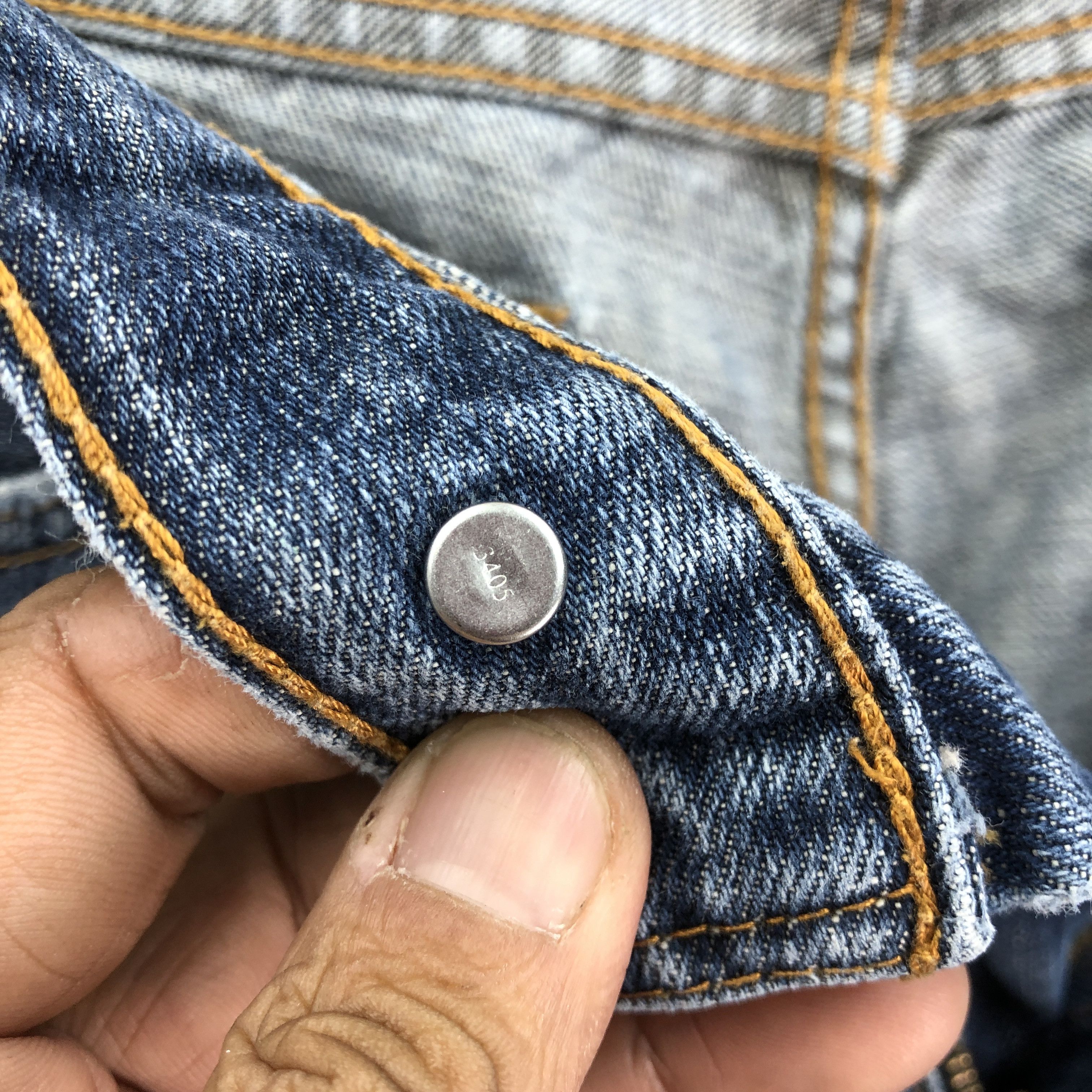 Levi's Vintage Y2K Levis 505 Faded Jeans Levi's Light Wash Denim Size US 32 / EU 48 - 7 Thumbnail
