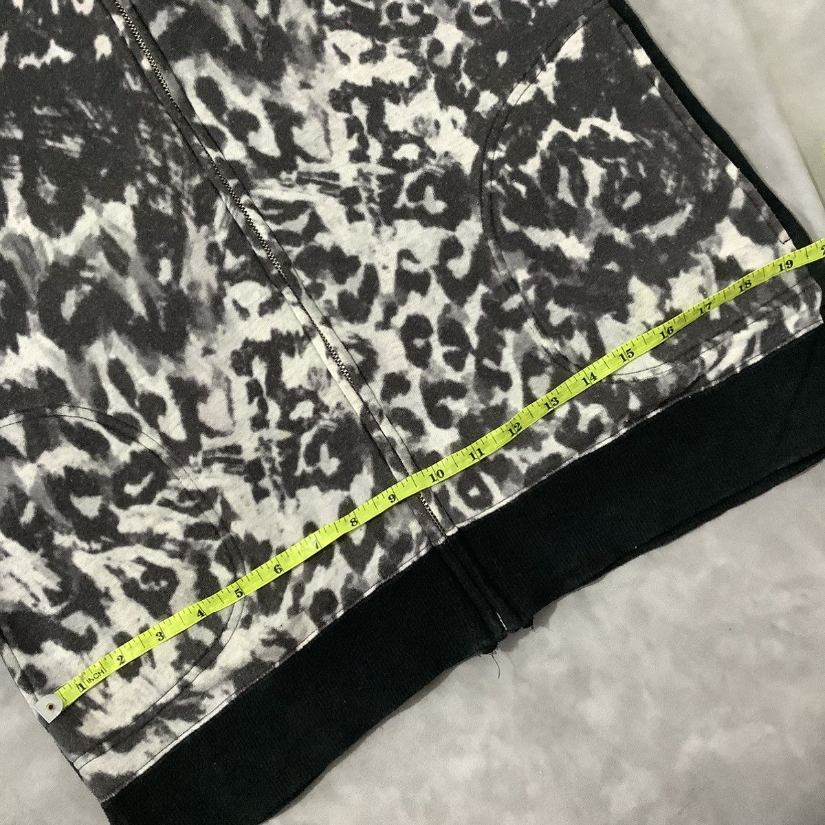 CABANE de ZUCCa × Issey Miyake × Zucca Zucca Abstract Hoodied Sweatshirt Size US M / EU 48-50 / 2 - 13 Thumbnail
