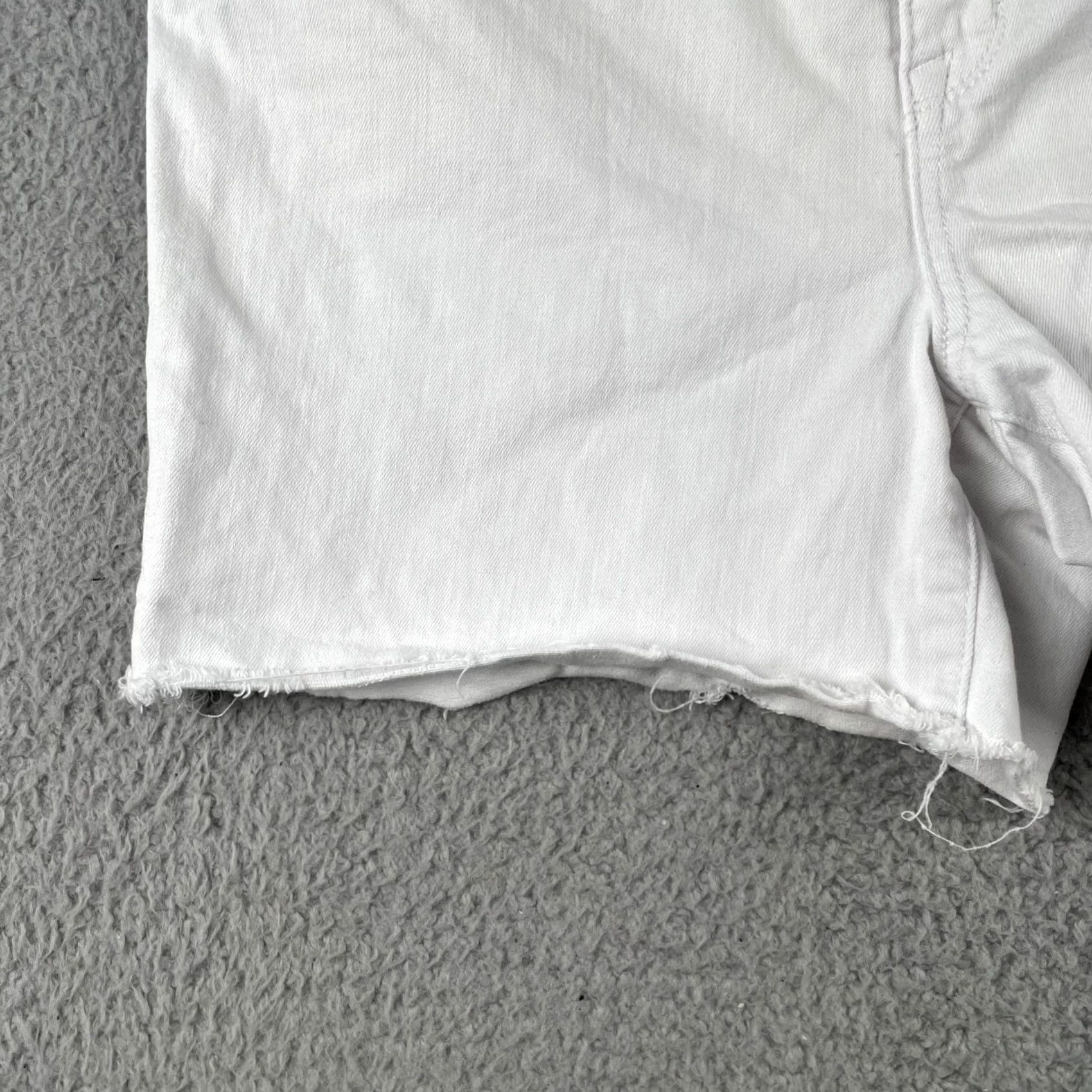 Vintage Seven7 Jeans Weekend Shorts Women’s Size 12 White Logo EUC Short Cut-Off 4 Inch Inseam Mens? Size 34" / US 12 / IT 48 - 4 Thumbnail