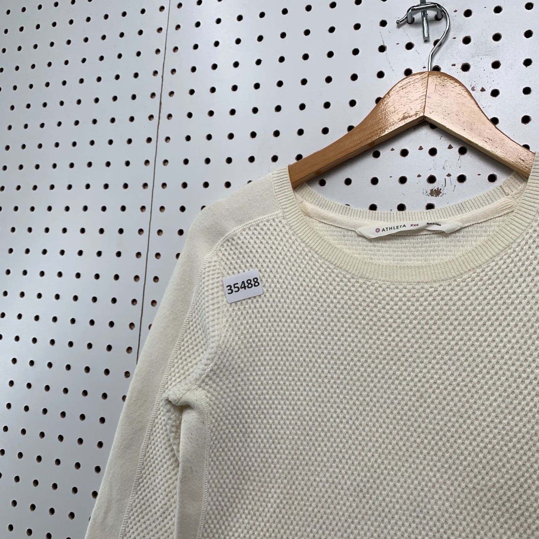 Athleta Athleta Thermal Active Shirt Womens 2XS Ivory Long Sleeve Crew Neck Pullover Athletic 2XS Women Casual Activewear Size XXS / US 00 / IT 34 - 7 Thumbnail