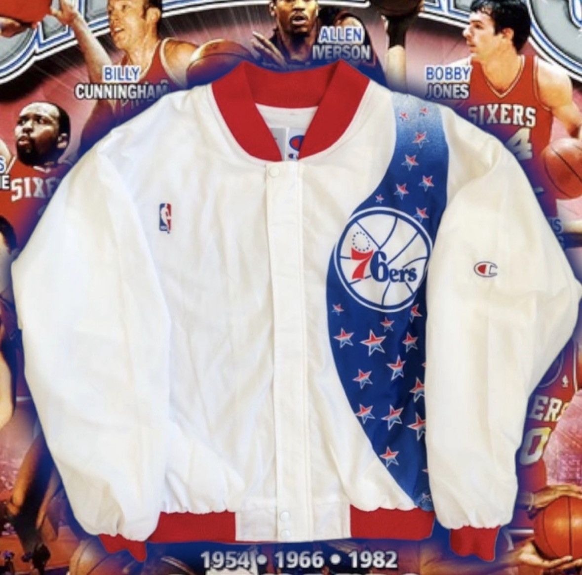 Champion 💎 ViNTaGE 💎💯% AuTHeNTiC 76’eRs CHaMPioN 🏆 WaRM-Up 🏀 Size US 31 - 3 Thumbnail
