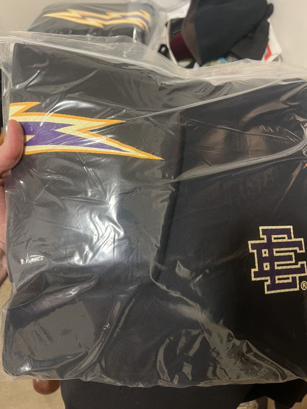 Eric Emanuel Eric Emanuel black w purple EE lightning bolt hoodie large Size US L / EU 52-54 / 3 - 2 Thumbnail