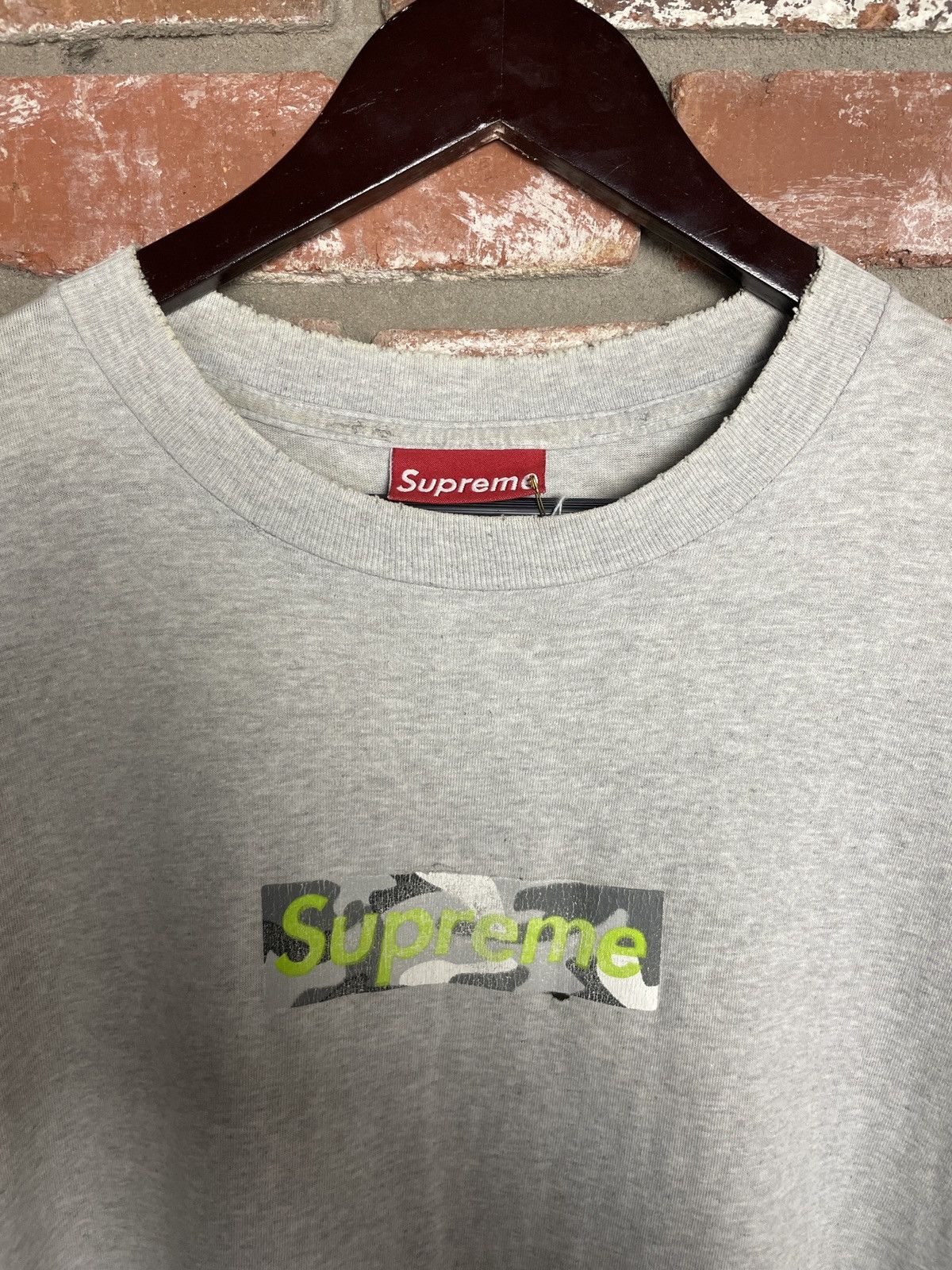 Supreme 1997 Supreme Marble Box Logo Tshirt Size US L / EU 52-54 / 3 - 2 Thumbnail