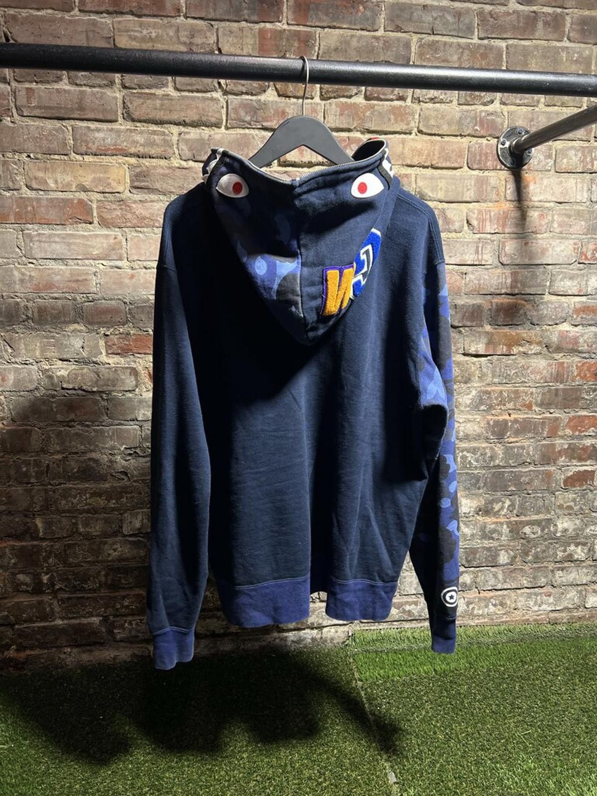 Bape Bape Blue Shark Hoodie Sz.XL Size ONE SIZE - 2 Thumbnail
