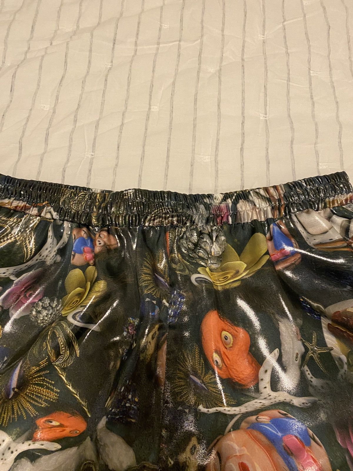 Acne Studios Acne Studios Printed Lamé Shorts 54 NWT Size US 40 / EU 56 - 7 Thumbnail