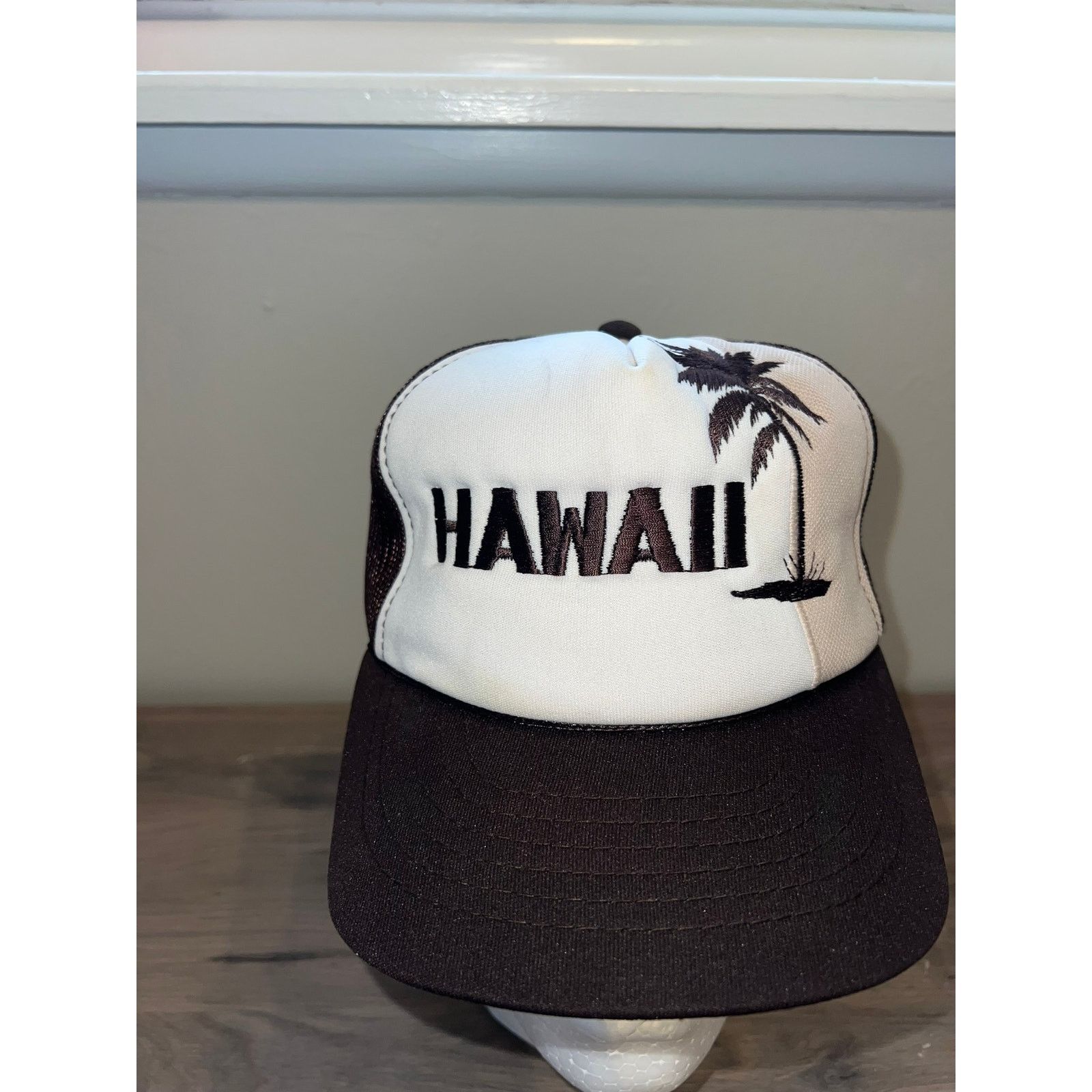 Vintage vintage Hawaii Palm Trees White Brown Hat Headwear vTG OS Size ONE SIZE - 2 Thumbnail