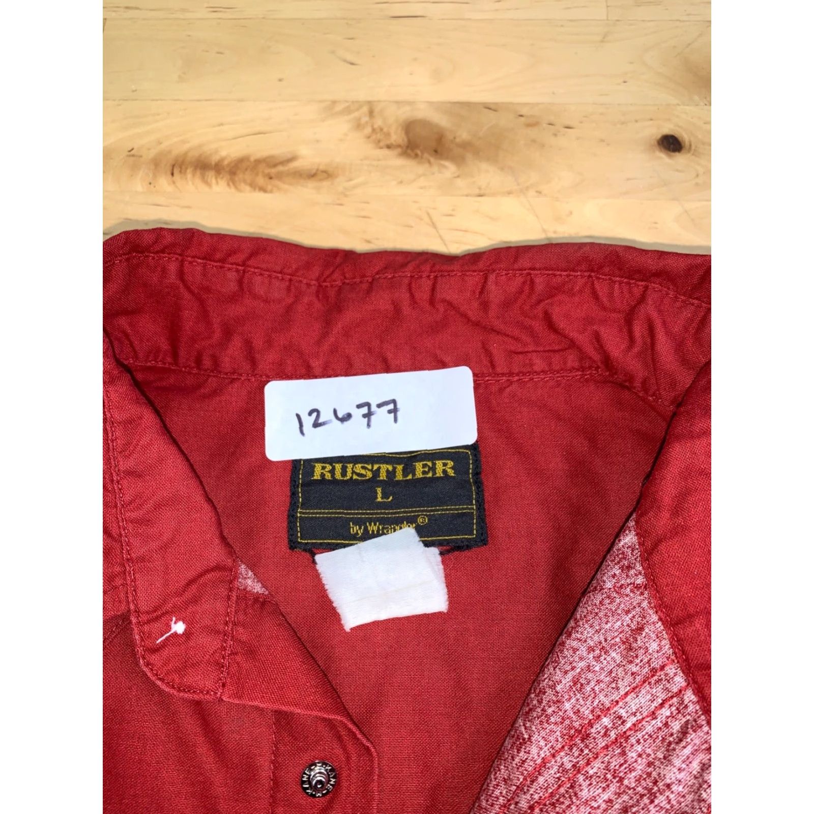 Wrangler VINTAGE Wrangler Rustler Pearl Snap Shirt Mens L Red Aztec Southwest 12677 Size US L / EU 52-54 / 3 - 2 Thumbnail