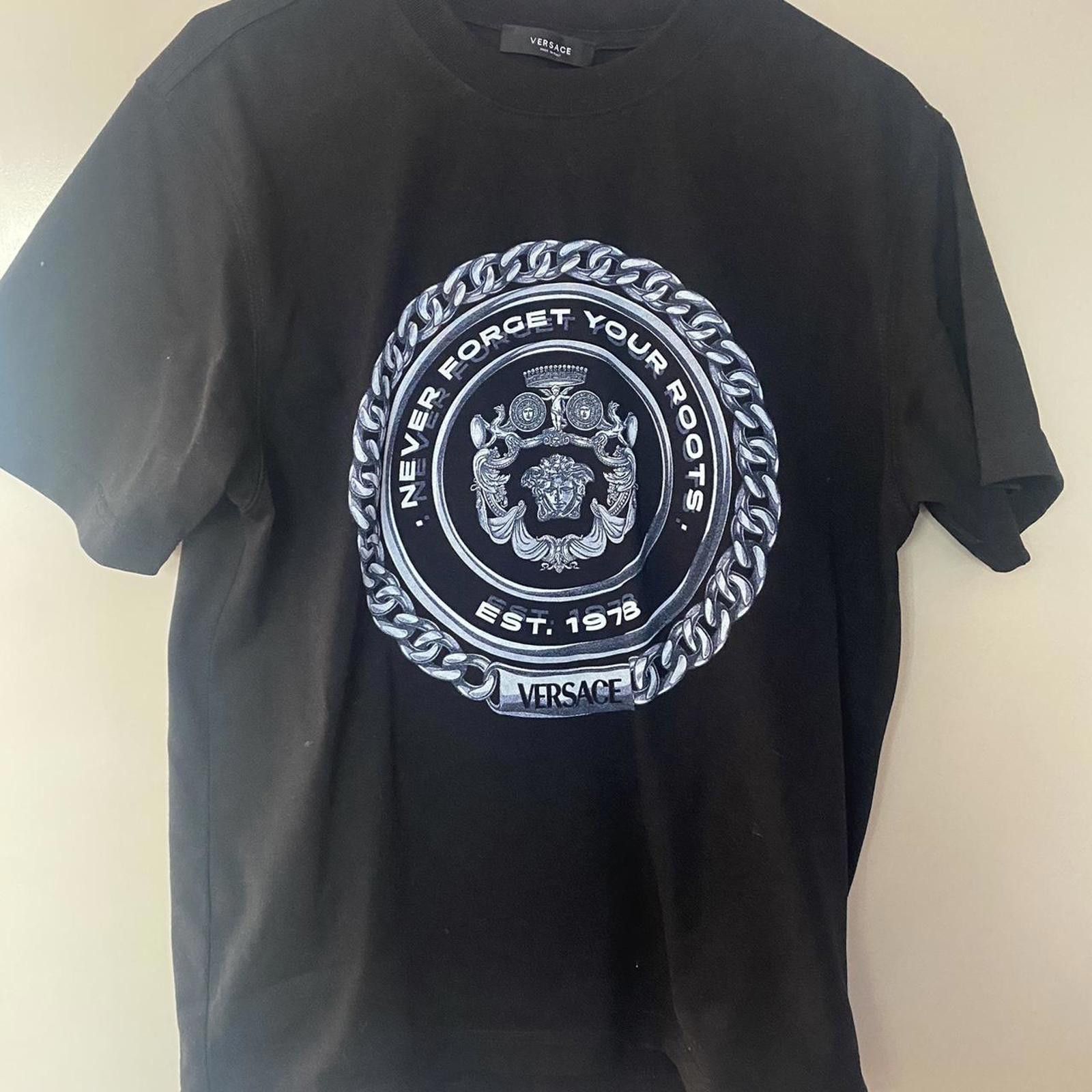 Versace Versace Black Graphic T-Shirt - Never Forget Your Roots Size US M / EU 48-50 / 2 - 1 Thumbnail