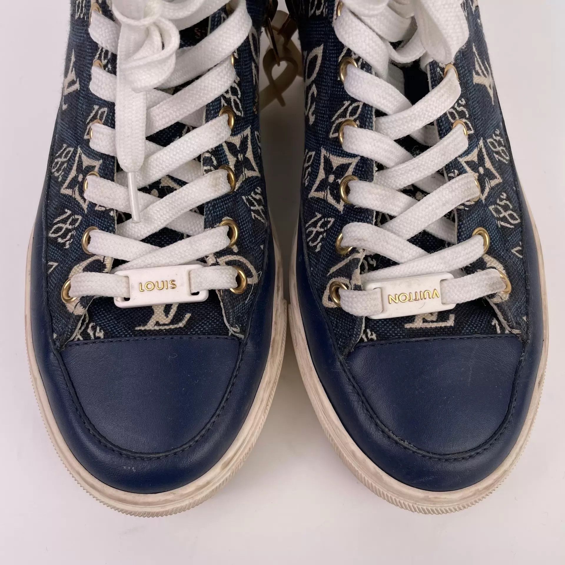Louis Vuitton LV Wmn Canvas Allover Print Blue High-Top Shoes 35 Size US 4.5 / IT 34.5 - 3 Thumbnail