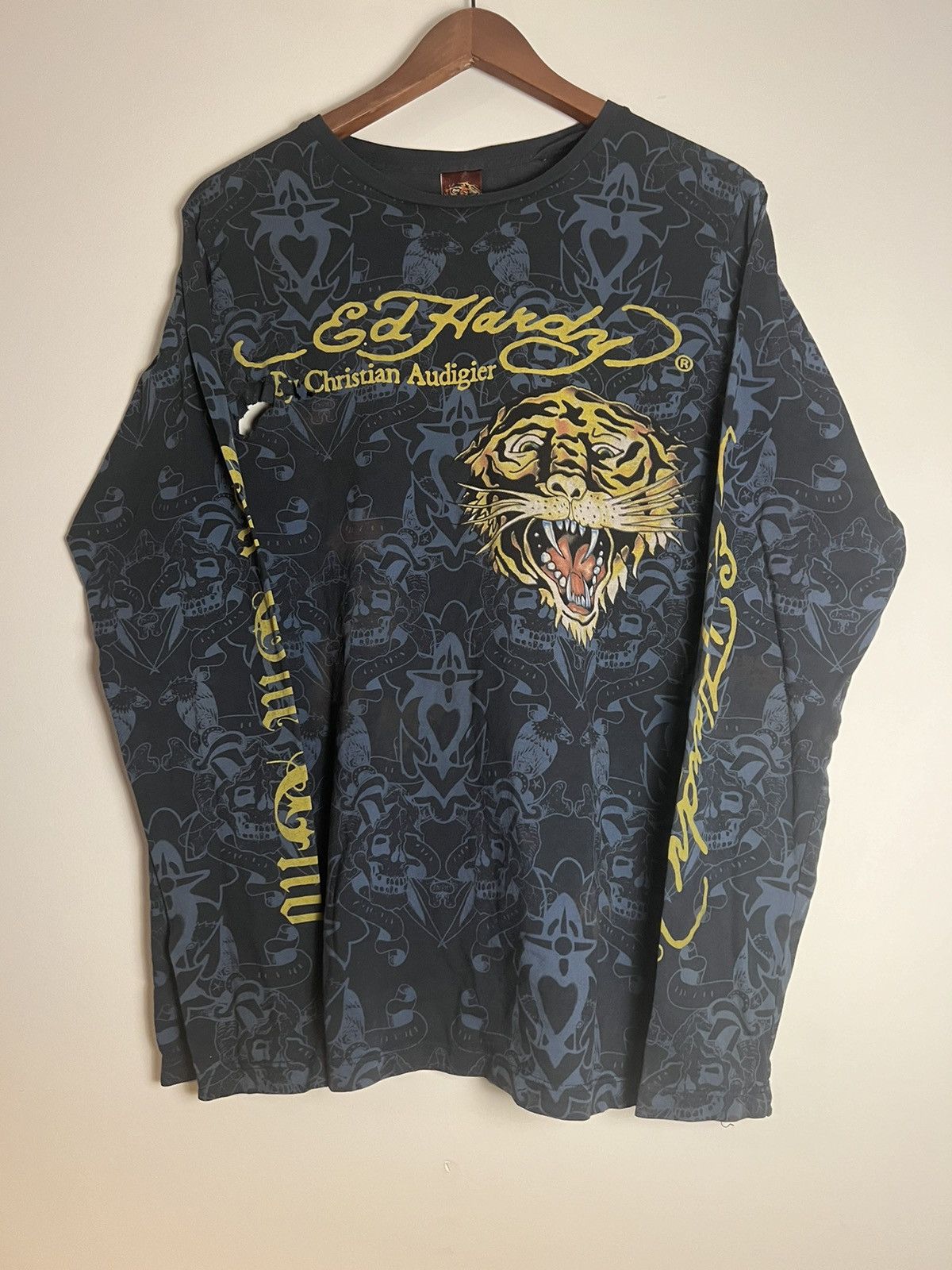 Christian Audigier × Ed Hardy Vintage 🔥RARE🔥 Ed Hardy thrashed longlseeve Size US L / EU 52-54 / 3 - 3 Thumbnail