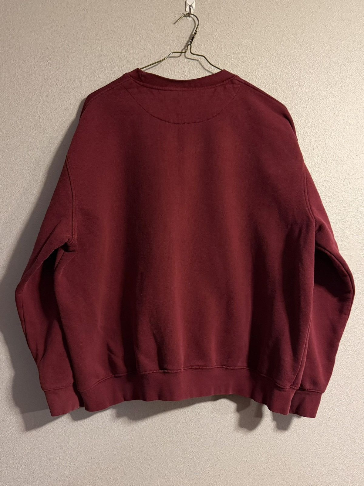 Nike vintage y2k nike silver tag red crewneck xl 2000s silver tag Size US XL / EU 56 / 4 - 5 Thumbnail
