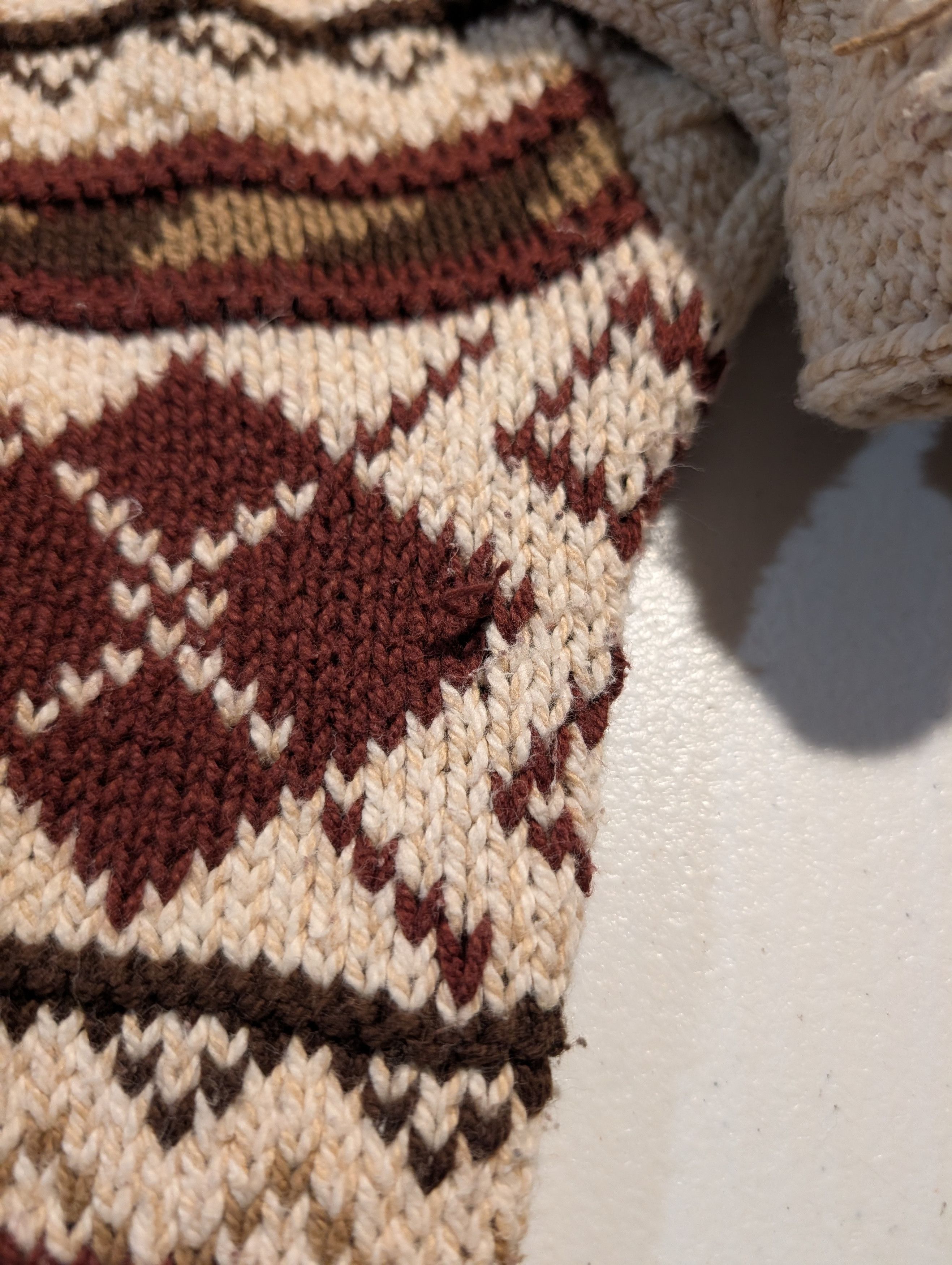 Van Heusen Vintage Van Heusen Cable Knit Sweater Fair Isle Made in USA Size US XL / EU 56 / 4 - 5 Thumbnail