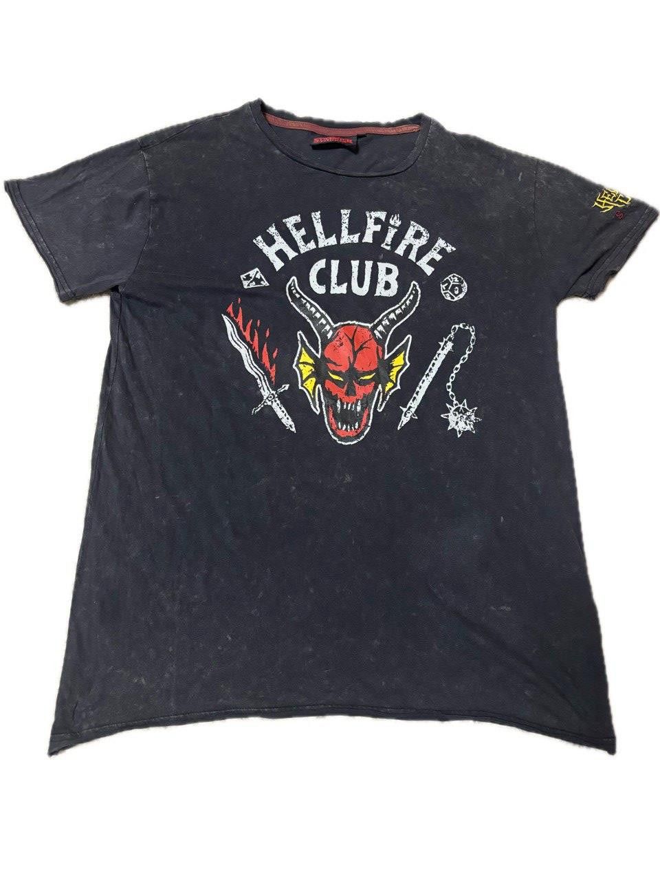 Vintage Stranger Things “Hellfire Club” Tee — Official Netflix / EMP Size US L / EU 52-54 / 3 - 3 Thumbnail