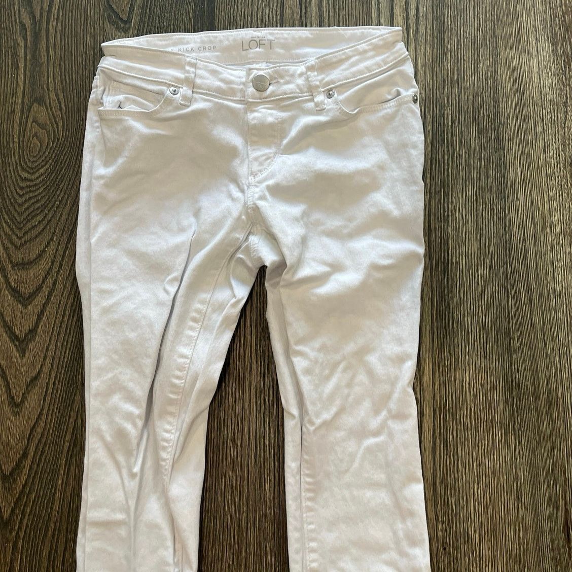 Loft Ann Taylor LOFT Curvy High Rise Kick Crop Jeans White 25/0 P Size 25" / US 0 / IT 36 - 3 Thumbnail