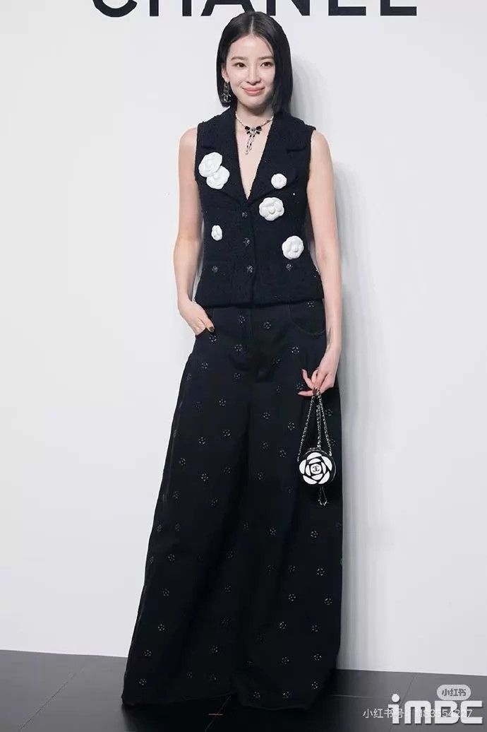 Chanel Chanel 23K autumn and winter show popular black embossed Size 25" / US 0 / IT 36 - 9 Thumbnail
