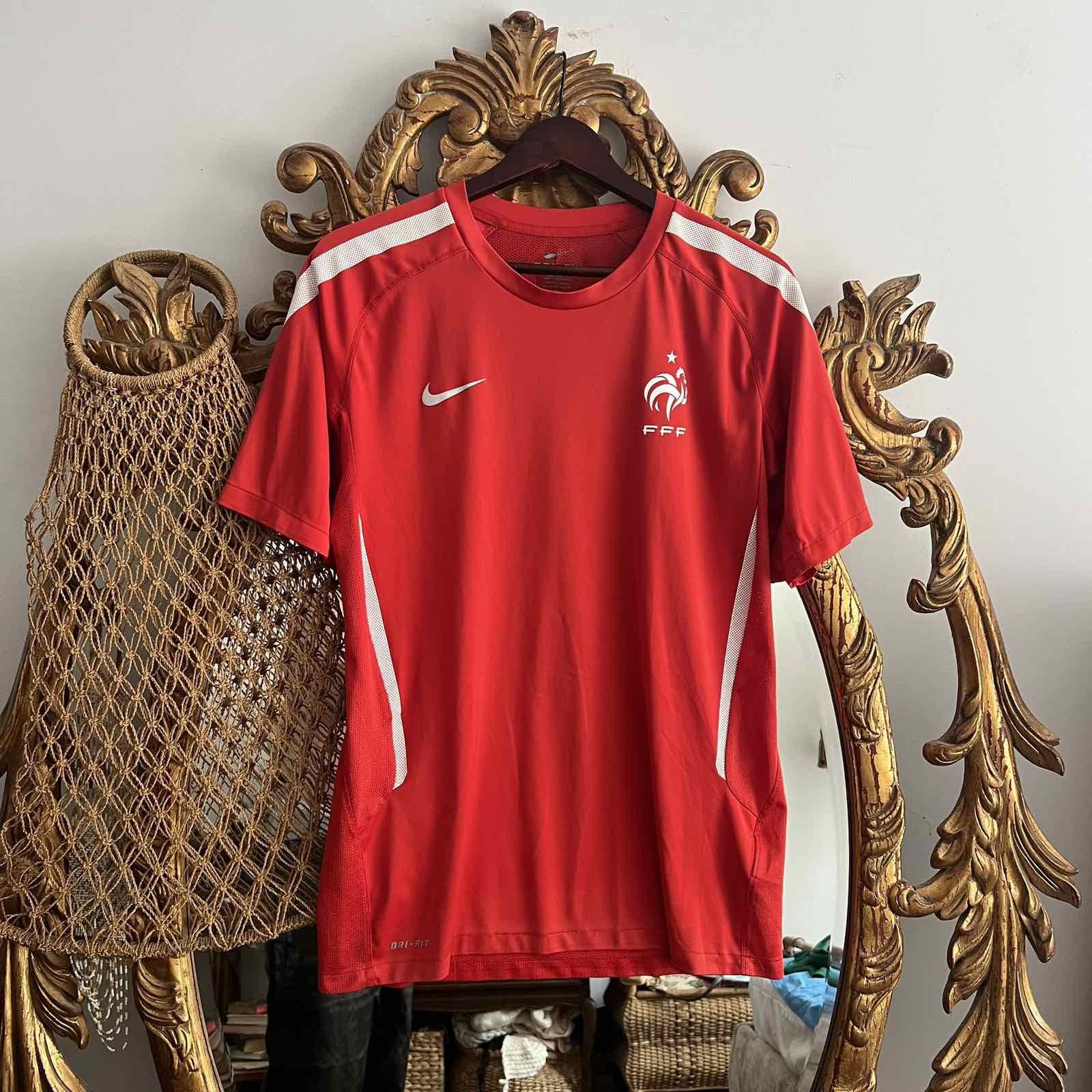 Nike NIKE FRANCE NATIONALS TRAINING SOCCER JERSEY FOOTBALL SHIRTS Size US L / EU 52-54 / 3 - 1 Thumbnail