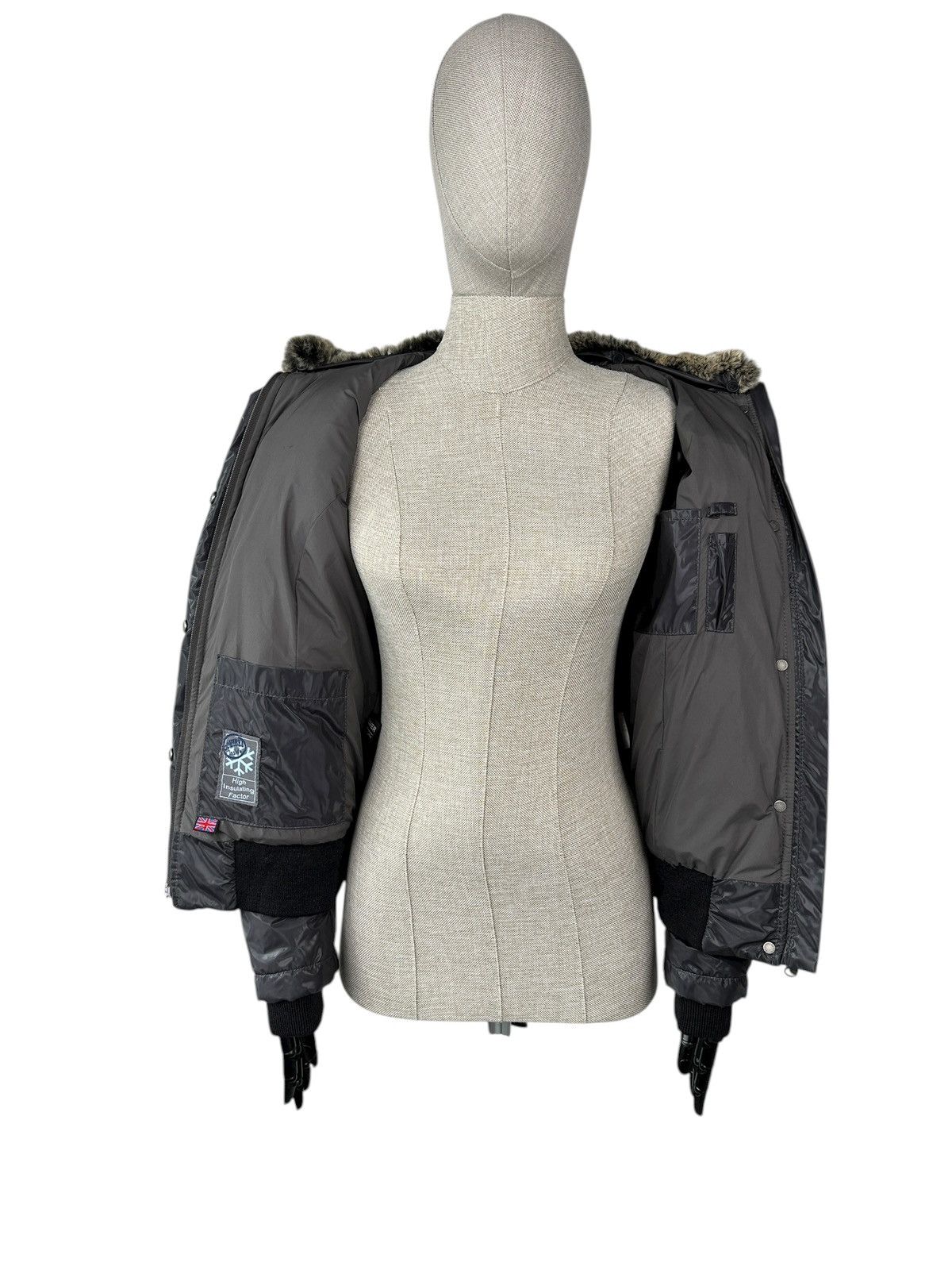 Belstaff BELSTAFF Silver Label Fur Collar Iconic Jacket Women’s sz 44 Size M / US 6-8 / IT 42-44 - 4 Thumbnail