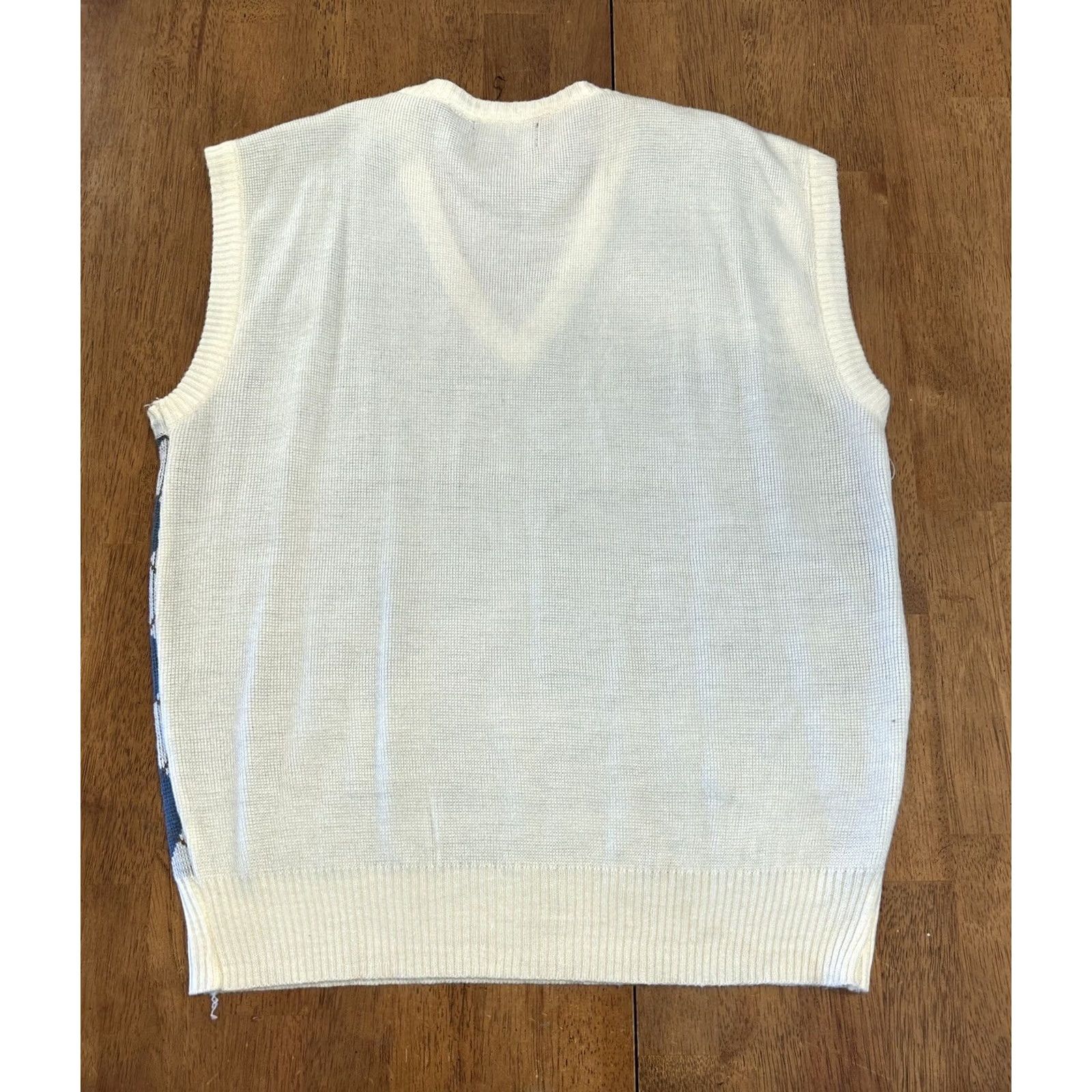 Vintage VINTAGE Princeton Hall Sweater Vest L White Geometric 90s Preppy Women Size L / US 10 / IT 46 - 2 Thumbnail