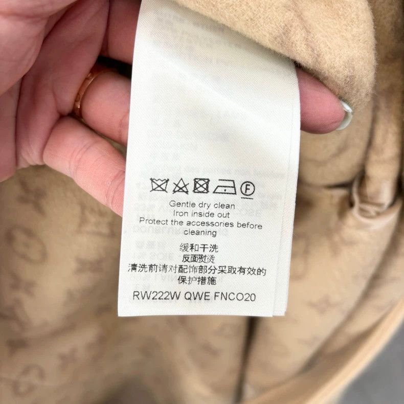 Louis Vuitton Beige Long Wool Coat with Logo Interior-2506 Size XS / US 0-2 / IT 36-38 - 4 Thumbnail