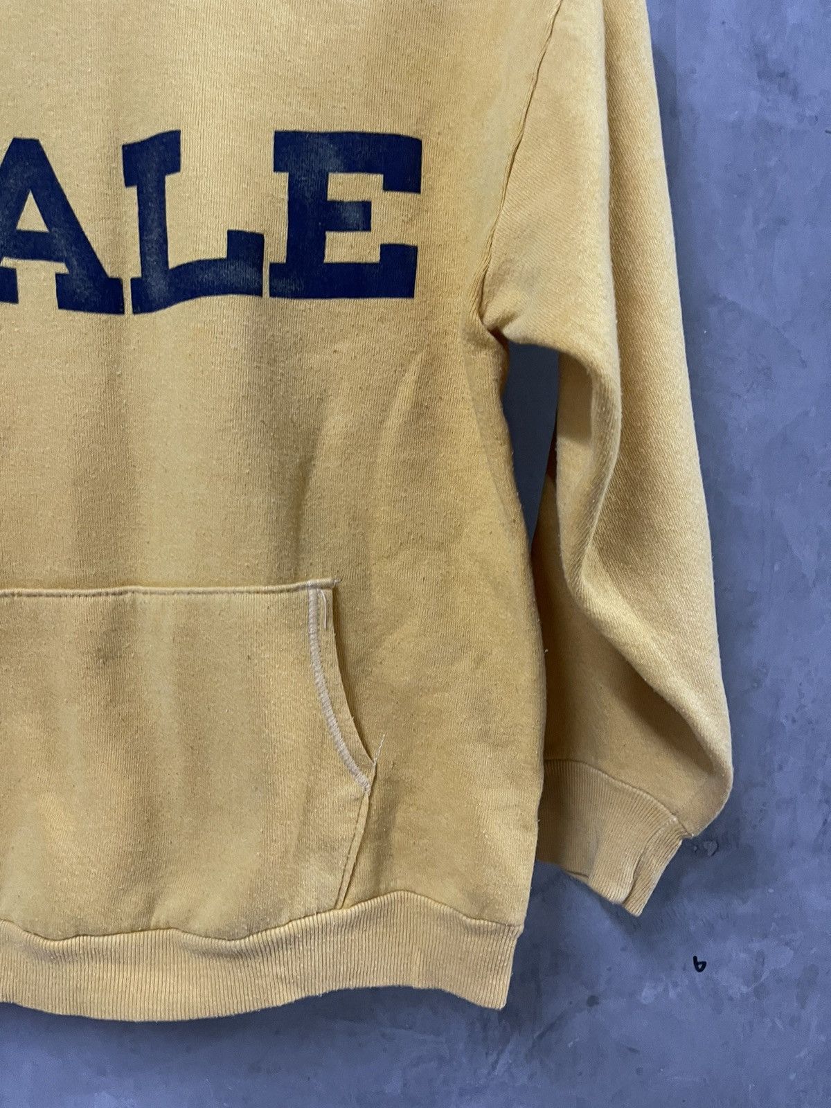 Russell Athletic Vintage 70s 80s “Sportswear” Hoodie “ YALE ” Size US S / EU 44-46 / 1 - 4 Thumbnail