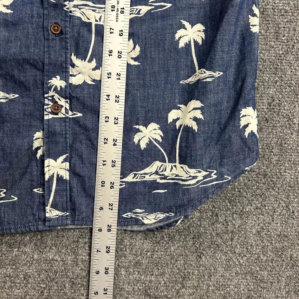 Old Navy Old Navy Shirt Mens Small Slim Fit Hawaiian Chambray Size US S / EU 44-46 / 1 - 5 Thumbnail