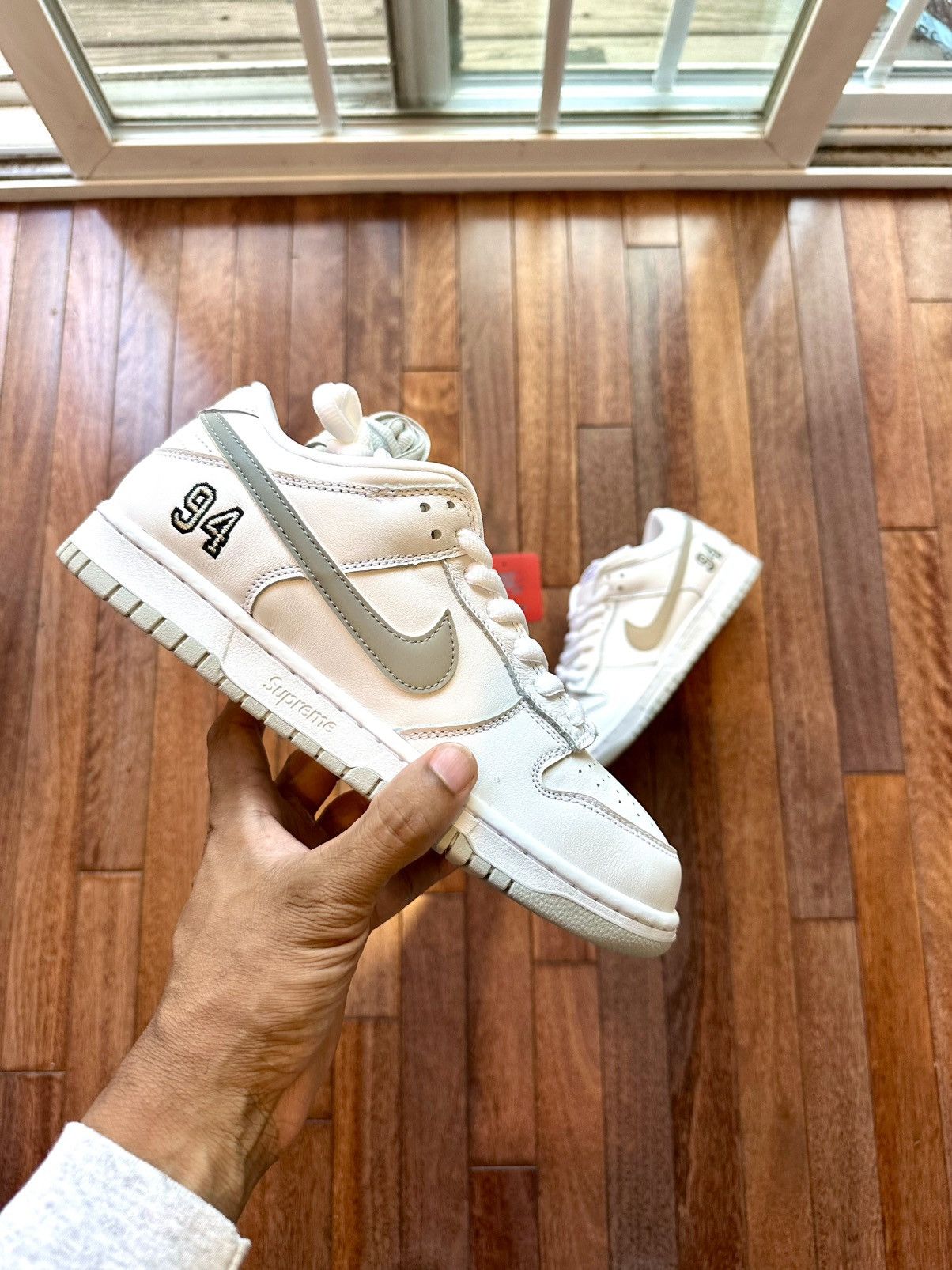 Supreme Nike SB Dunk Low 94 - white - 8.5
