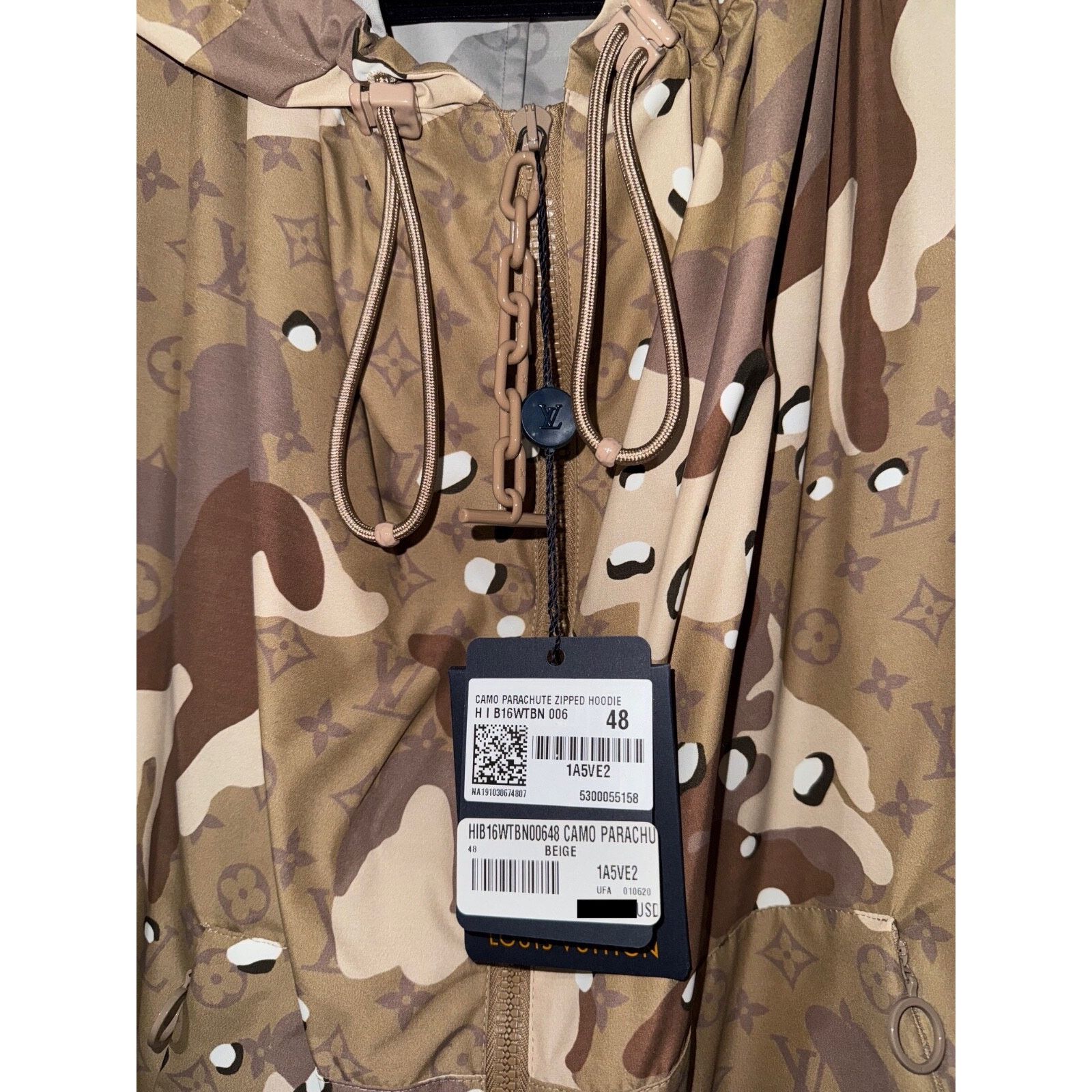 Louis Vuitton Louis Vuitton Virgil Parachute Hoodie Windbreaker Jacket 48 Size US M / EU 48-50 / 2 - 4 Thumbnail