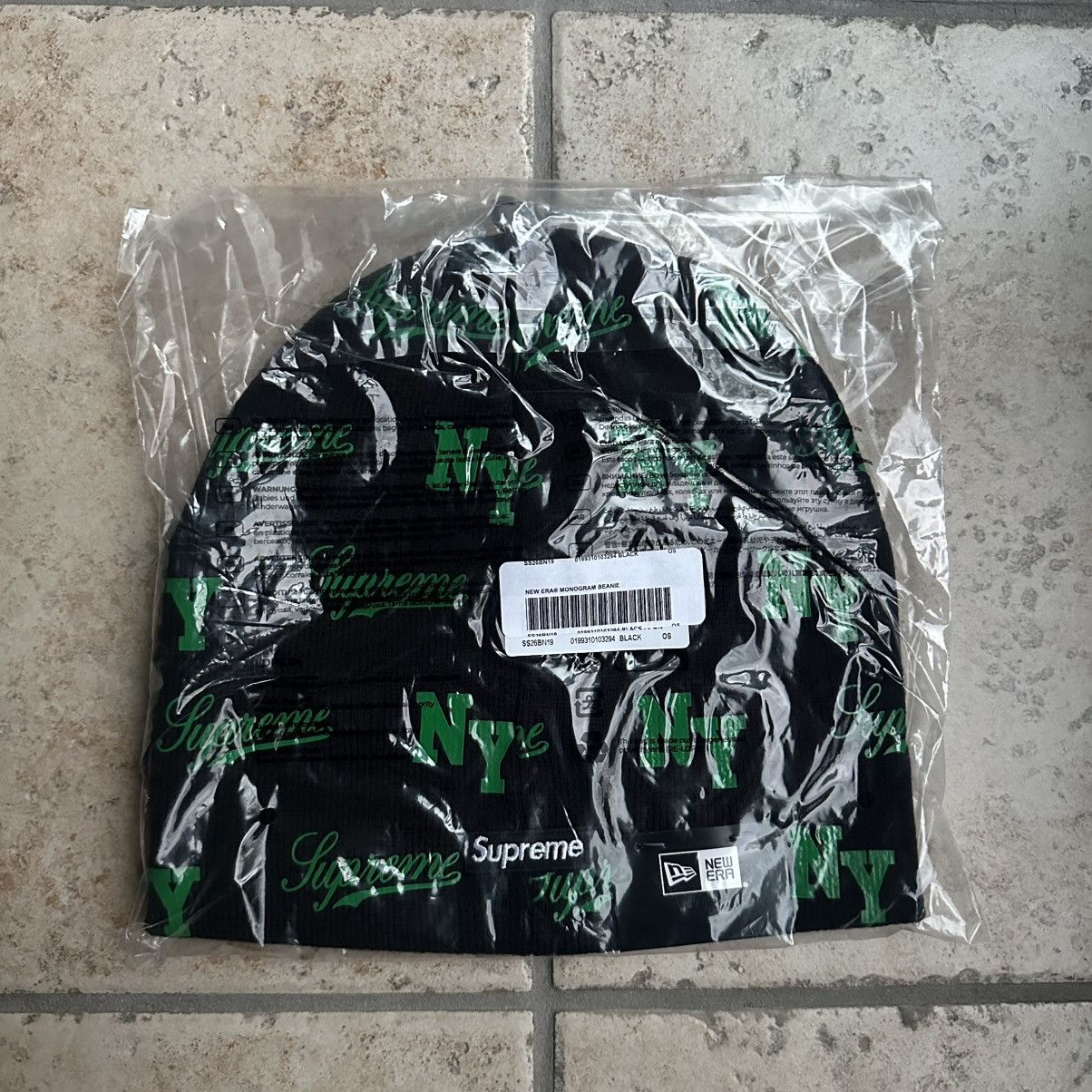 New Era × Supreme Supreme New Era Monogram Beanie Black Size ONE SIZE - 2 Thumbnail