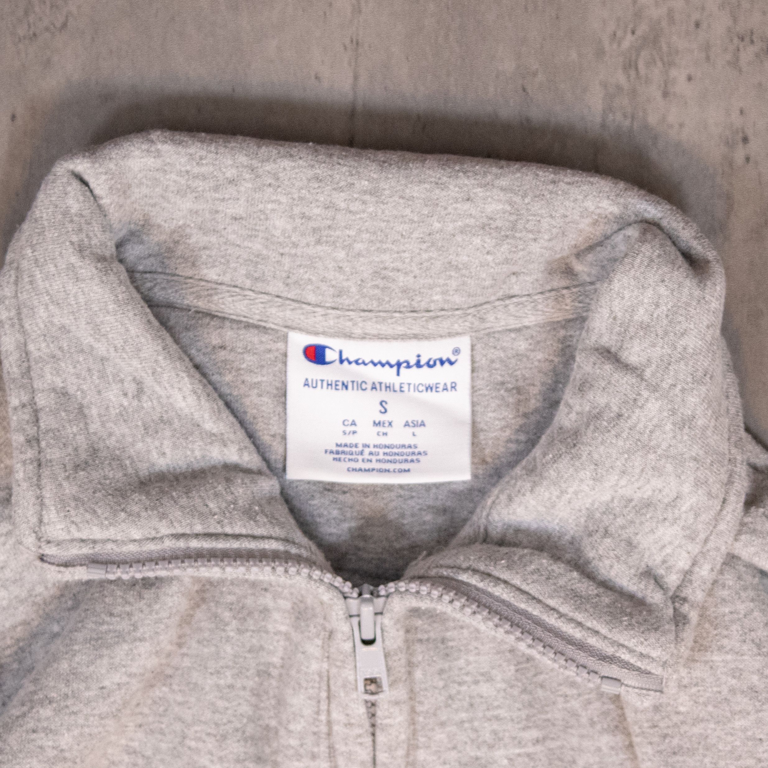 Champion × Vintage Y2K 2000's Champion Queen Half Zip Sweater Size US M / EU 48-50 / 2 - 9 Thumbnail