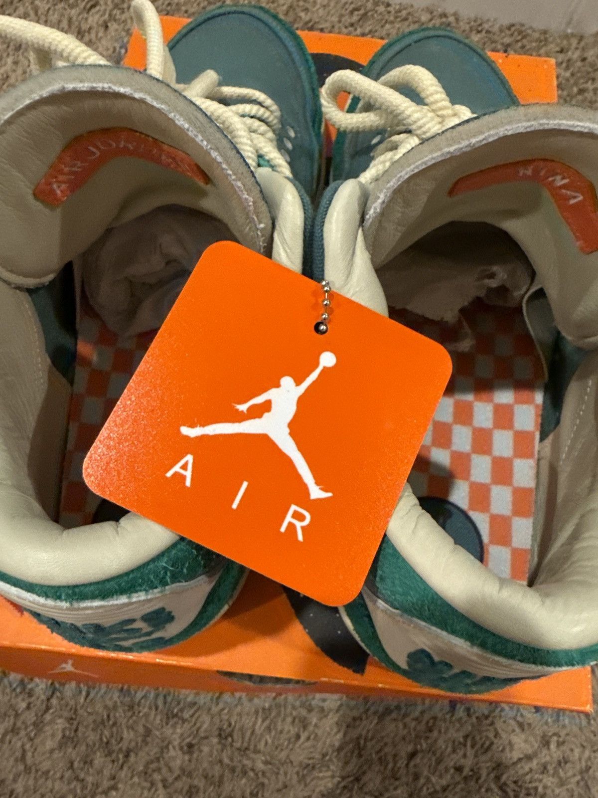Nike Nike x Nina Chanel Abney Wmns Air Jordan 3 Retro SP Size US 11 / EU 44 - 4 Thumbnail
