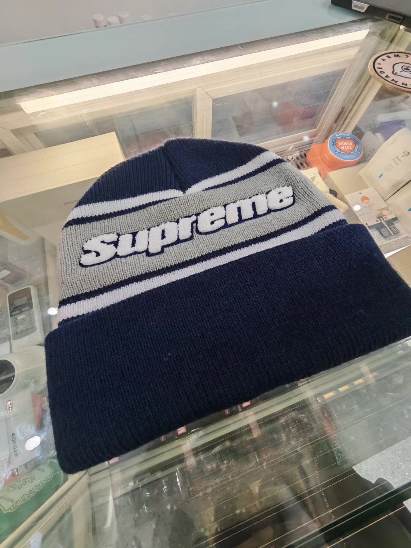 Supreme Supreme Chenille Stripe Knit Beanie Q15 Size ONE SIZE - 1 Thumbnail