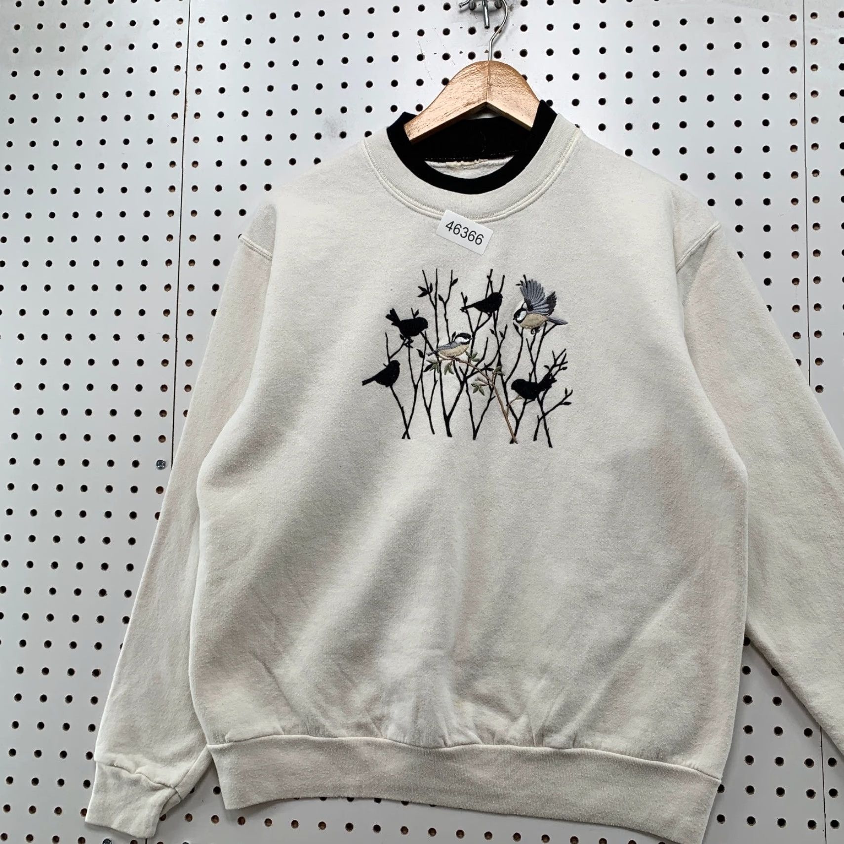 Vintage VINTAGE Morning Sun Sweatshirt Woman Large White Embroidered Top Stitch Bird Crewneck Regular Pullover Size L / US 10 / IT 46 - 4 Thumbnail