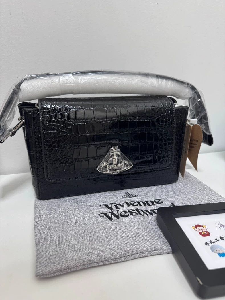 Vivienne Westwood Vivienne Westwood size os Black Crocodile Pattern Shoulder Size ONE SIZE - 5 Thumbnail