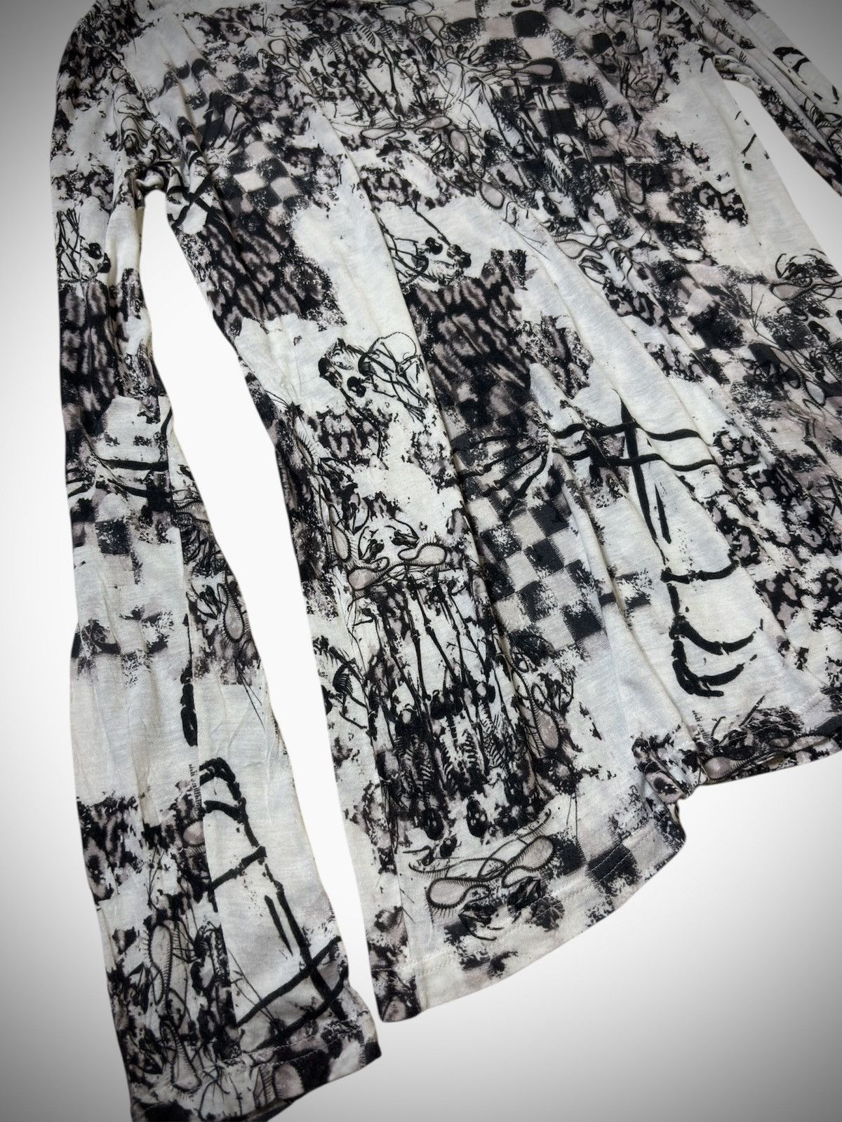Roen RARE 2000’s Roen - Japanese Archive’s Ifsix Style T-Shirt Size US L / EU 52-54 / 3 - 4 Thumbnail
