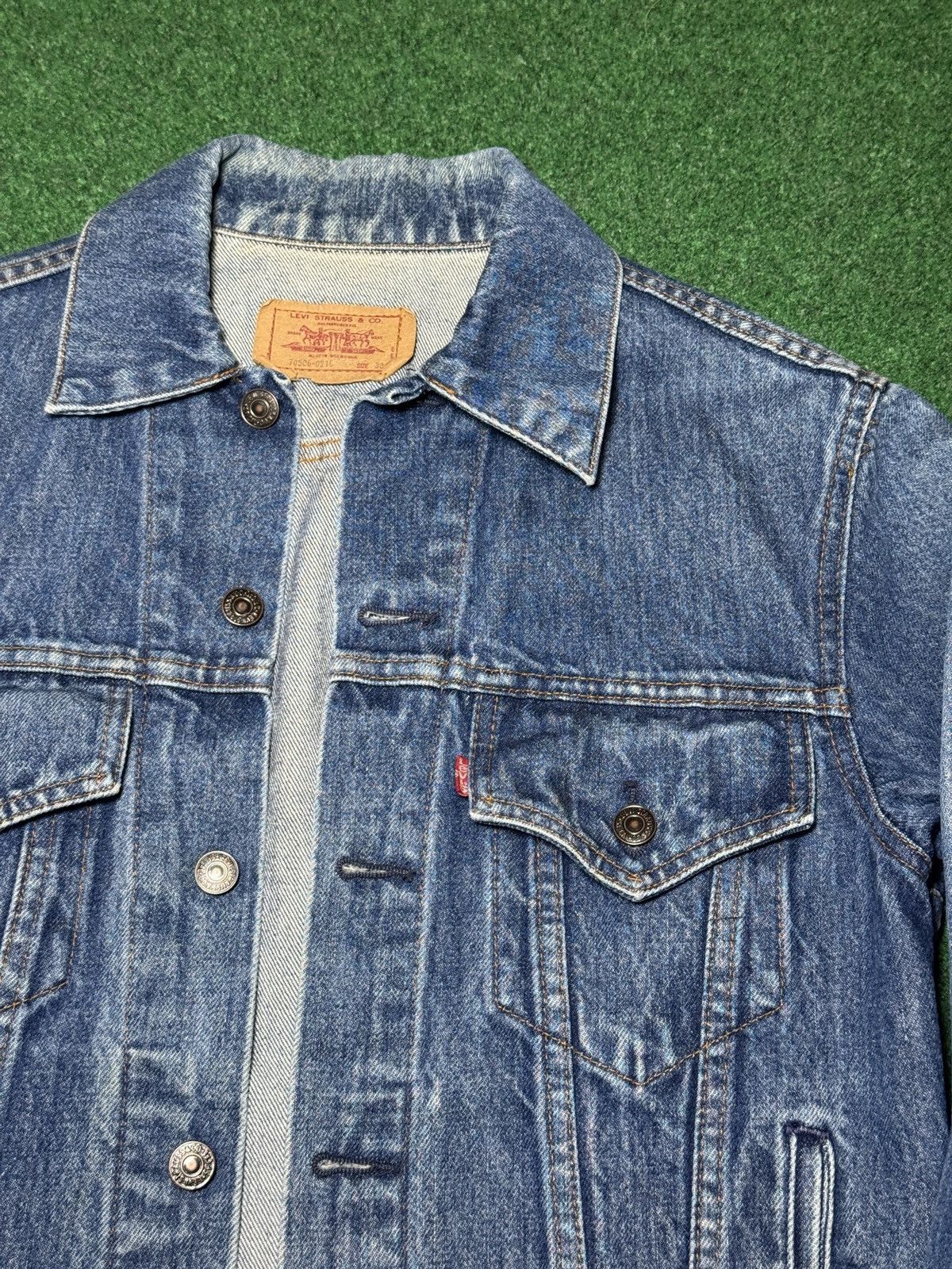 Levi's Vintage Clothing Vintage 90s Levi’s 70506 Denim Trucker Grunge Med 38 Jacket Size US M / EU 48-50 / 2 - 2 Thumbnail