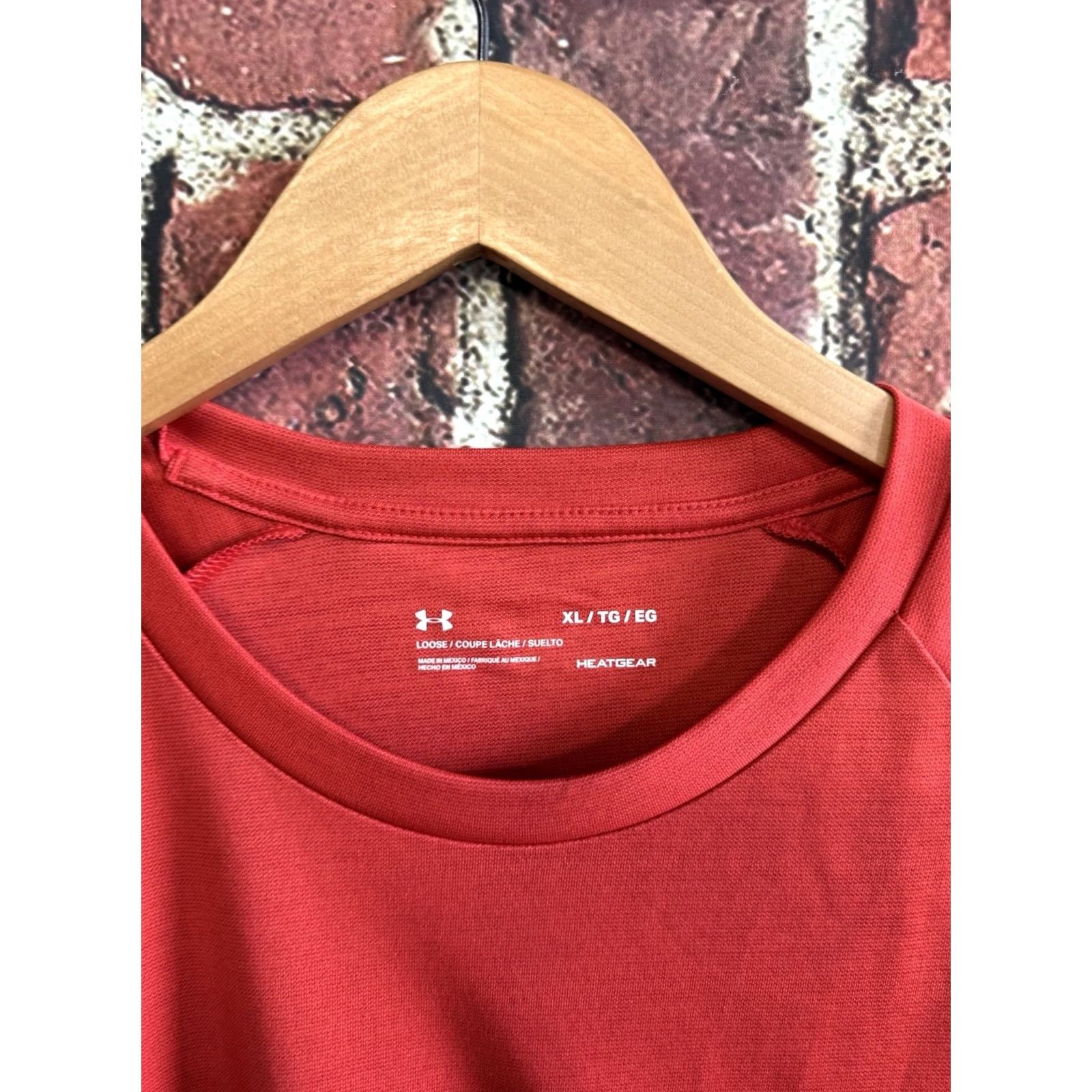 Under Armour Under Armour Mens Red Short Sleeve Athletic Shirt XL T-Shirt Pullover Activewear Mens XL Red Short Sleeve Under Armour Shirt Size US XL / EU 56 / 4 - 3 Thumbnail