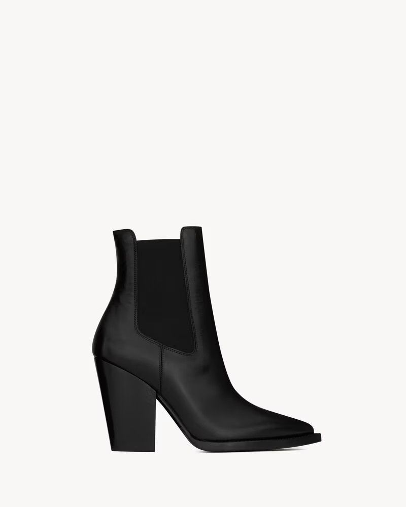 o1bcso1str1124 Theo Chelsea Boots in Black