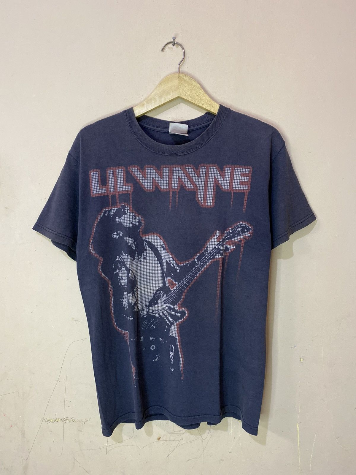 Band Tees 00s Lil Wayne Tour 2011 Tshirt Size US M / EU 48-50 / 2 - 1 Thumbnail