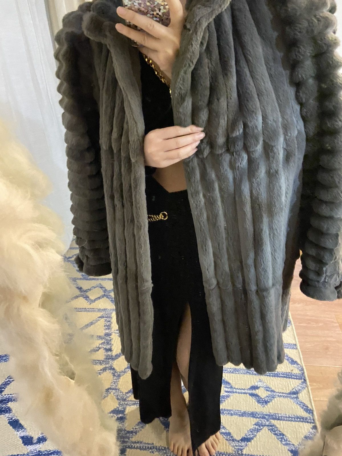 Celine Brand new vintage Celine fur coat Size M / US 6-8 / IT 42-44 - 4 Thumbnail