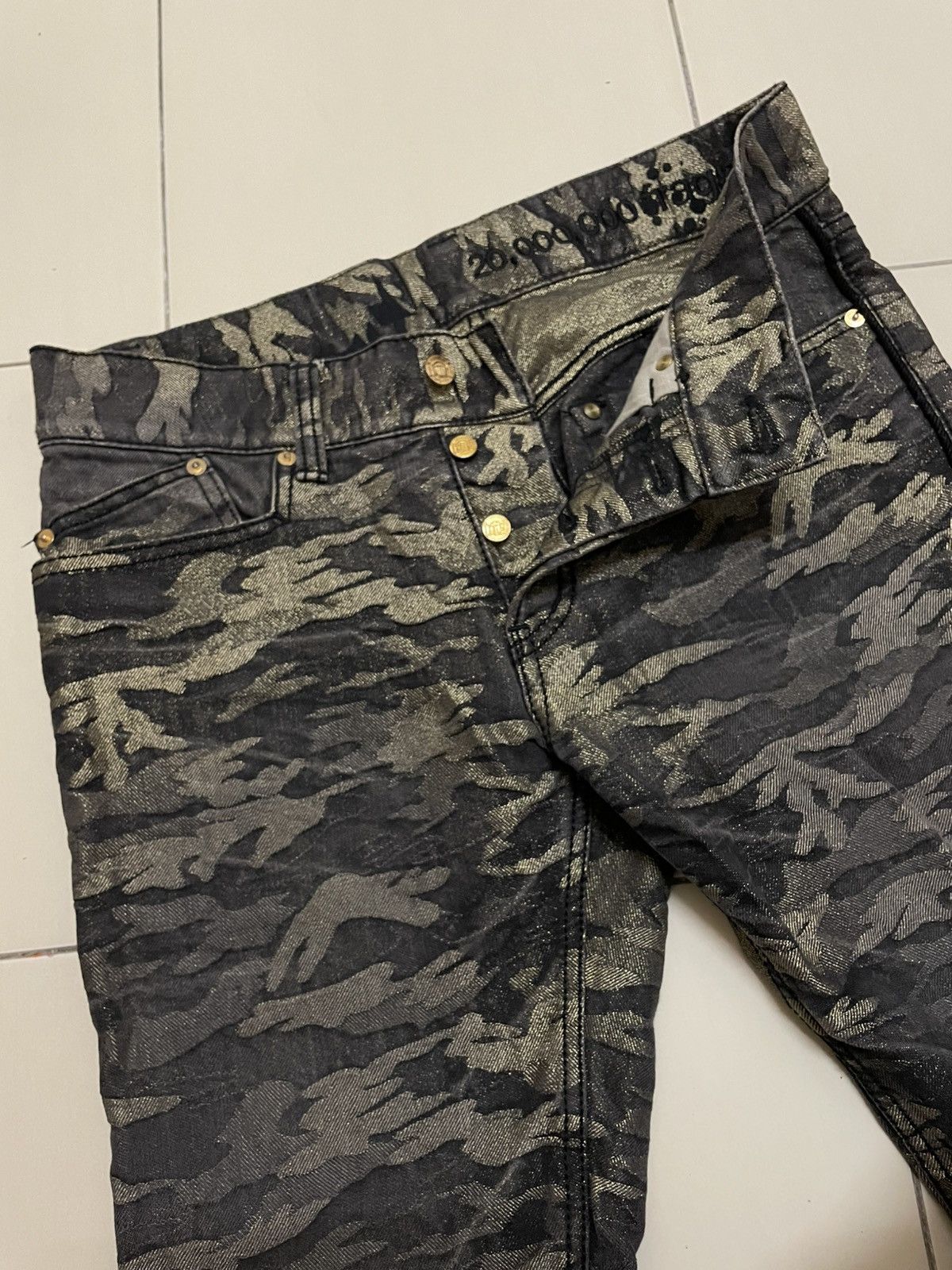 Japanese Brand 20MF 20,000,000 Fragments 'TroisO' Golden Tiger Stripe Jeans Size US 32 / EU 48 - 4 Thumbnail