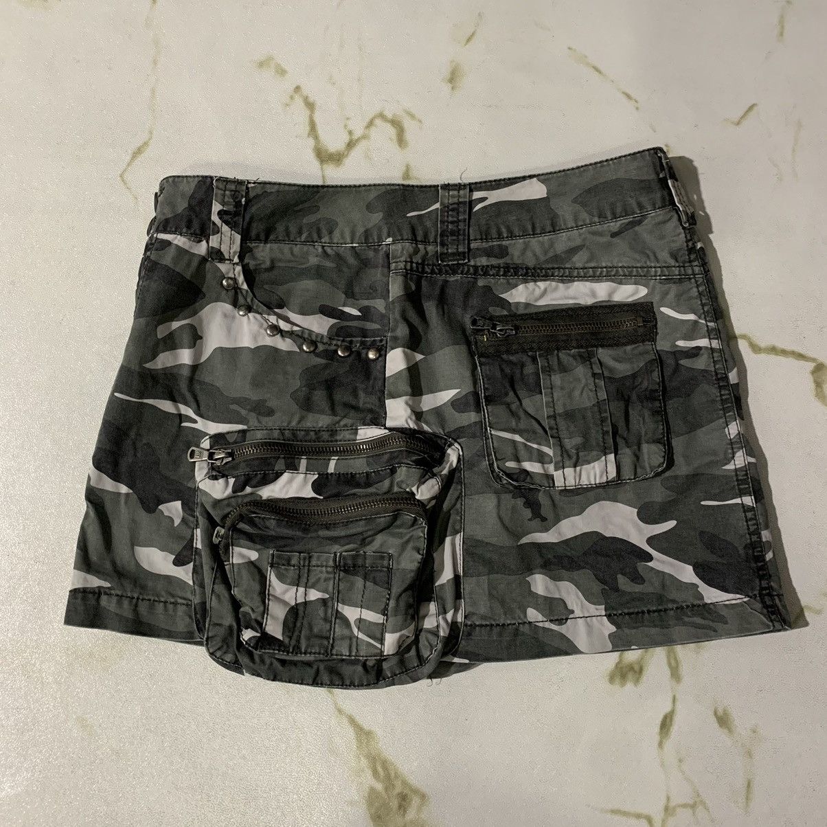 Japanese Brand UGIZ Tactical Multipocket Military Cargo Skirt Size 26" / US 2 / IT 38 - 3 Thumbnail