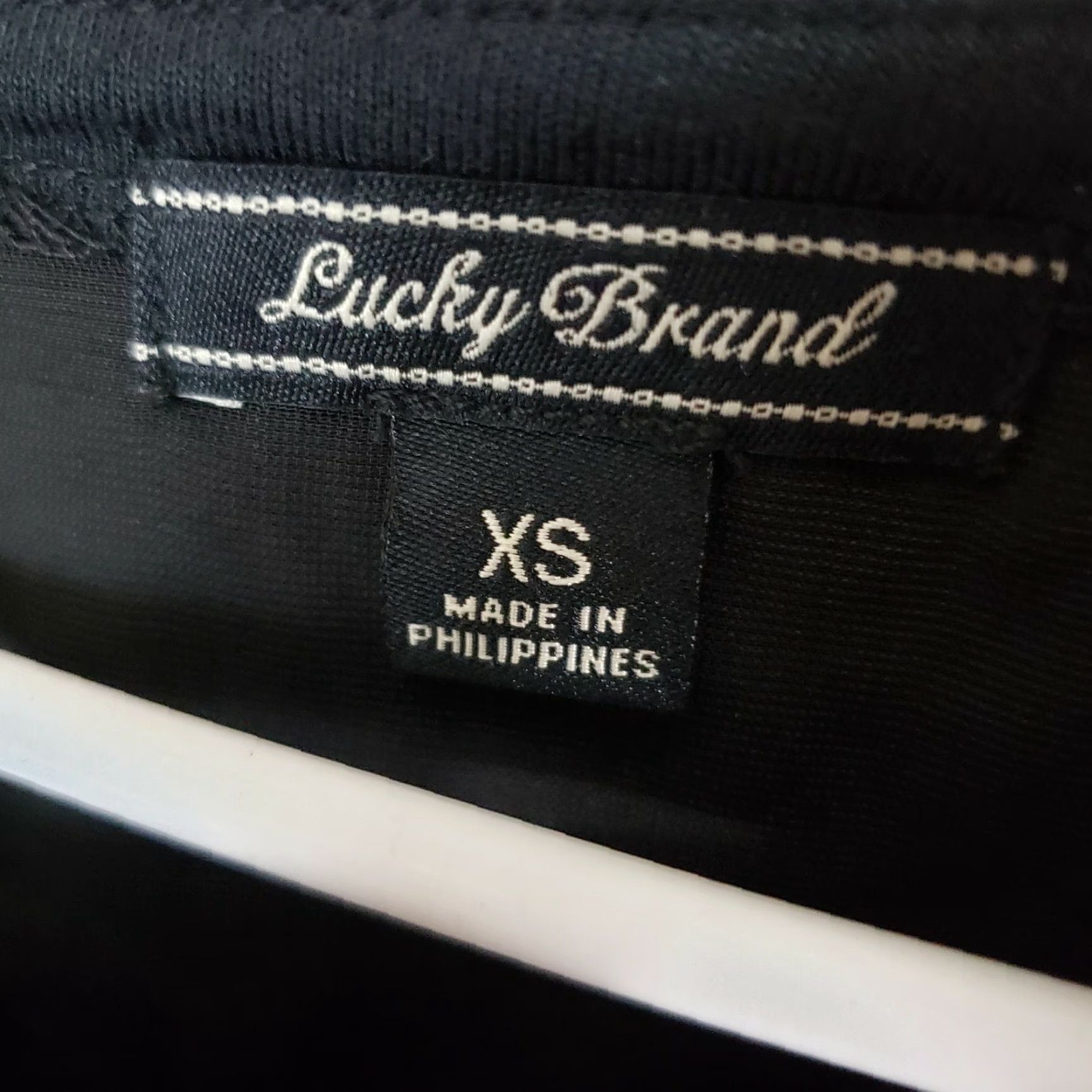 Lucky Brand Lucky Brand Womens Velvet Top XS Solid Black Short Sleeve Zipper Blouse Size XS / US 0-2 / IT 36-38 - 4 Thumbnail